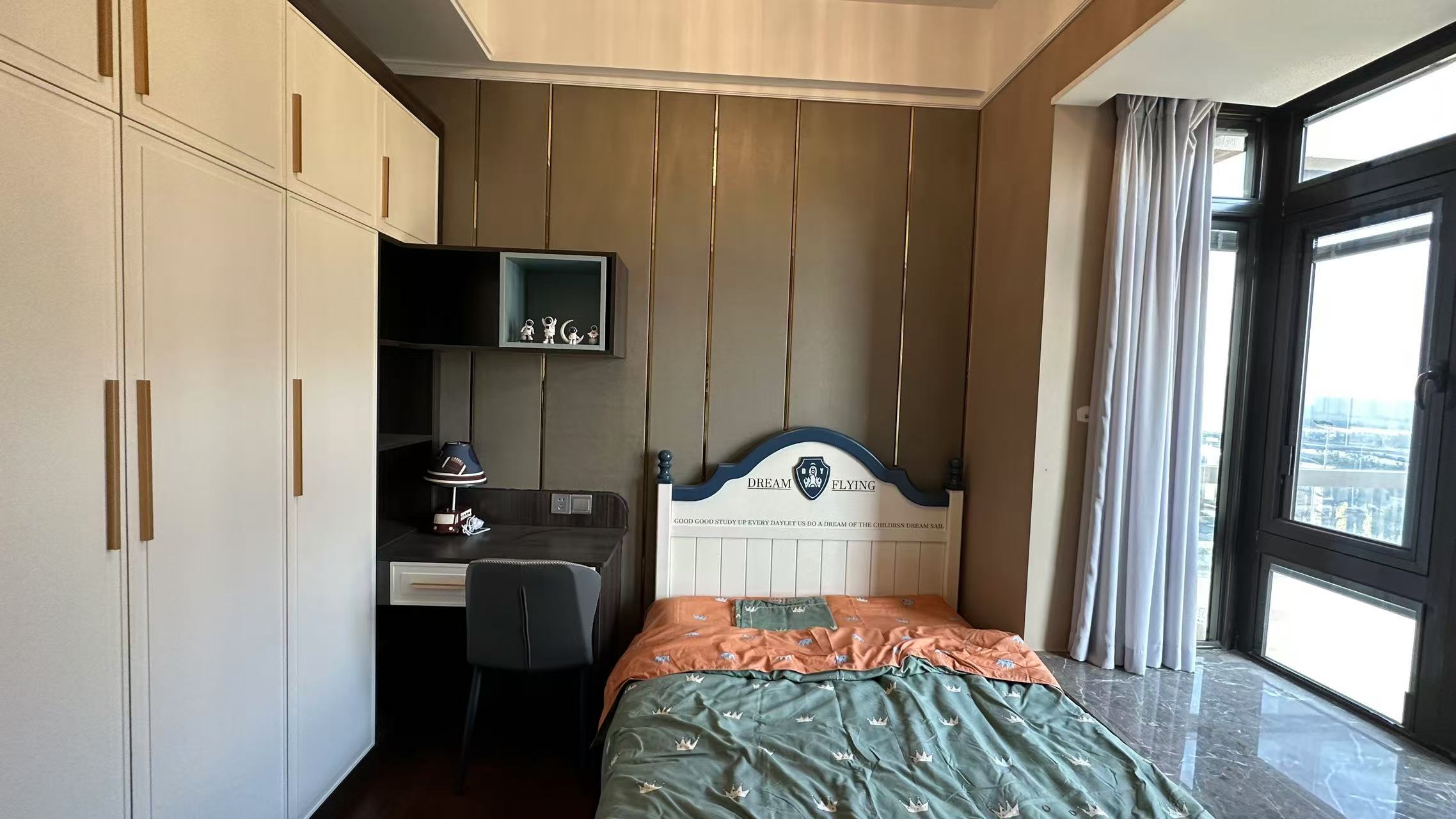 株洲恒大御景天下(恒大誉景花园)  4室2厅2卫    92.8万 株洲恒大御景天下(恒大誉景花园)  4室2厅2卫    92.8万室内图