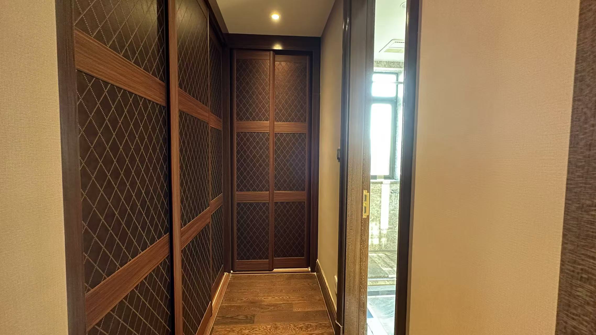 株洲恒大御景天下(恒大誉景花园)  4室2厅2卫    92.8万 株洲恒大御景天下(恒大誉景花园)  4室2厅2卫    92.8万室内图