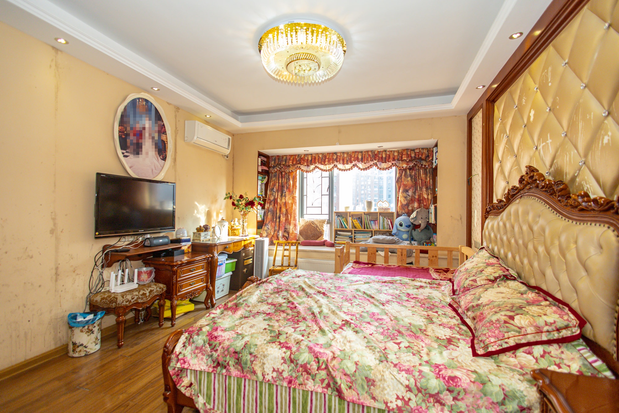 华润凤凰城二期 4室2厅2卫 116.88万 华润凤凰城二期 4室2厅2卫 116.88万卧室