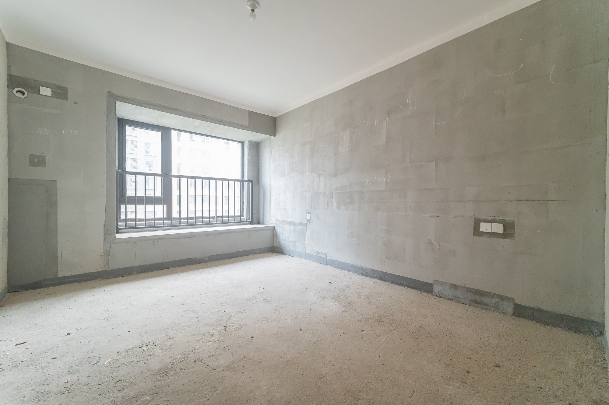 中交建发松雅院 4室2厅2卫 145.0万 中交建发松雅院 4室2厅2卫 145.0万其他