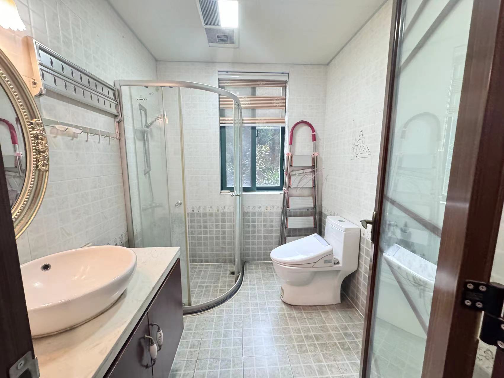 经世皇城 3室2厅2卫 88.0万 经世皇城 3室2厅2卫 88.0万室内图