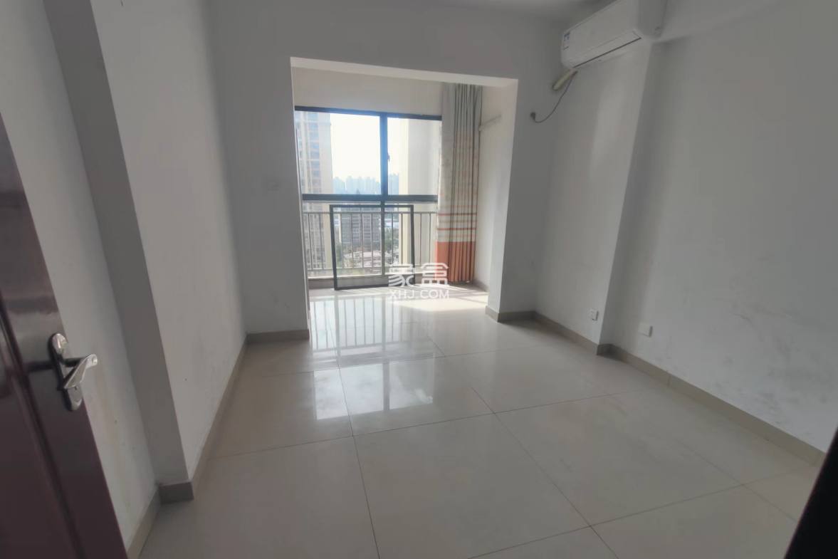 奥园广场 3室2厅2卫 71.8万 奥园广场 3室2厅2卫 71.8万室内图