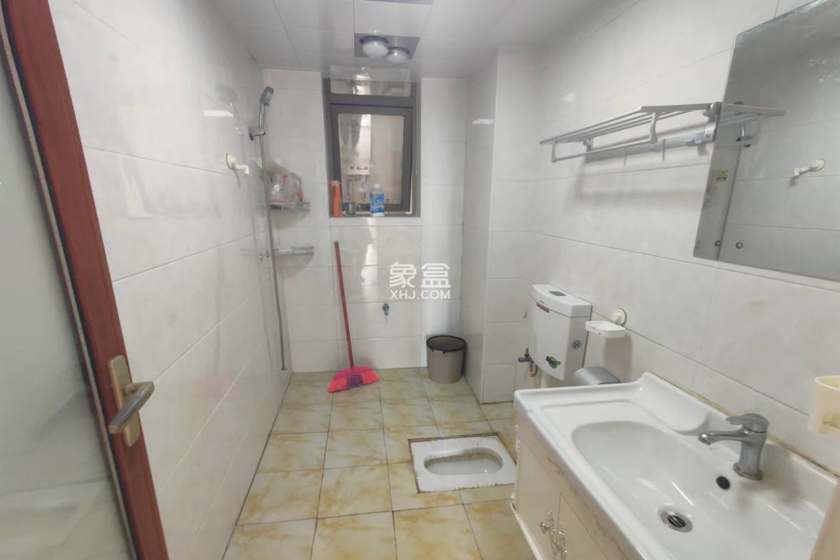 奥园广场 3室2厅2卫 71.8万 奥园广场 3室2厅2卫 71.8万室内图