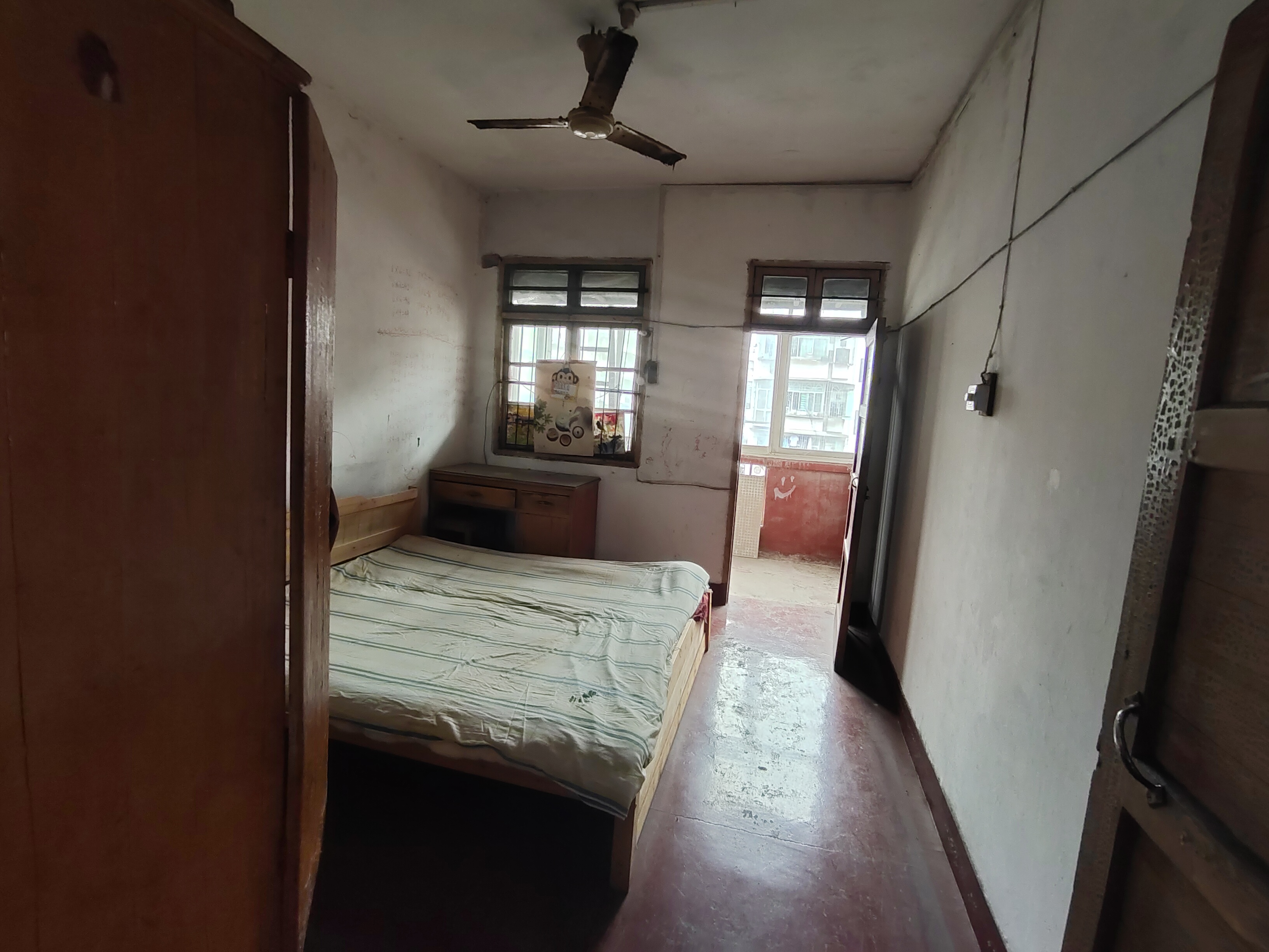 人民中路  3室1厅1卫    10.8万 人民中路  3室1厅1卫    10.8万室内图