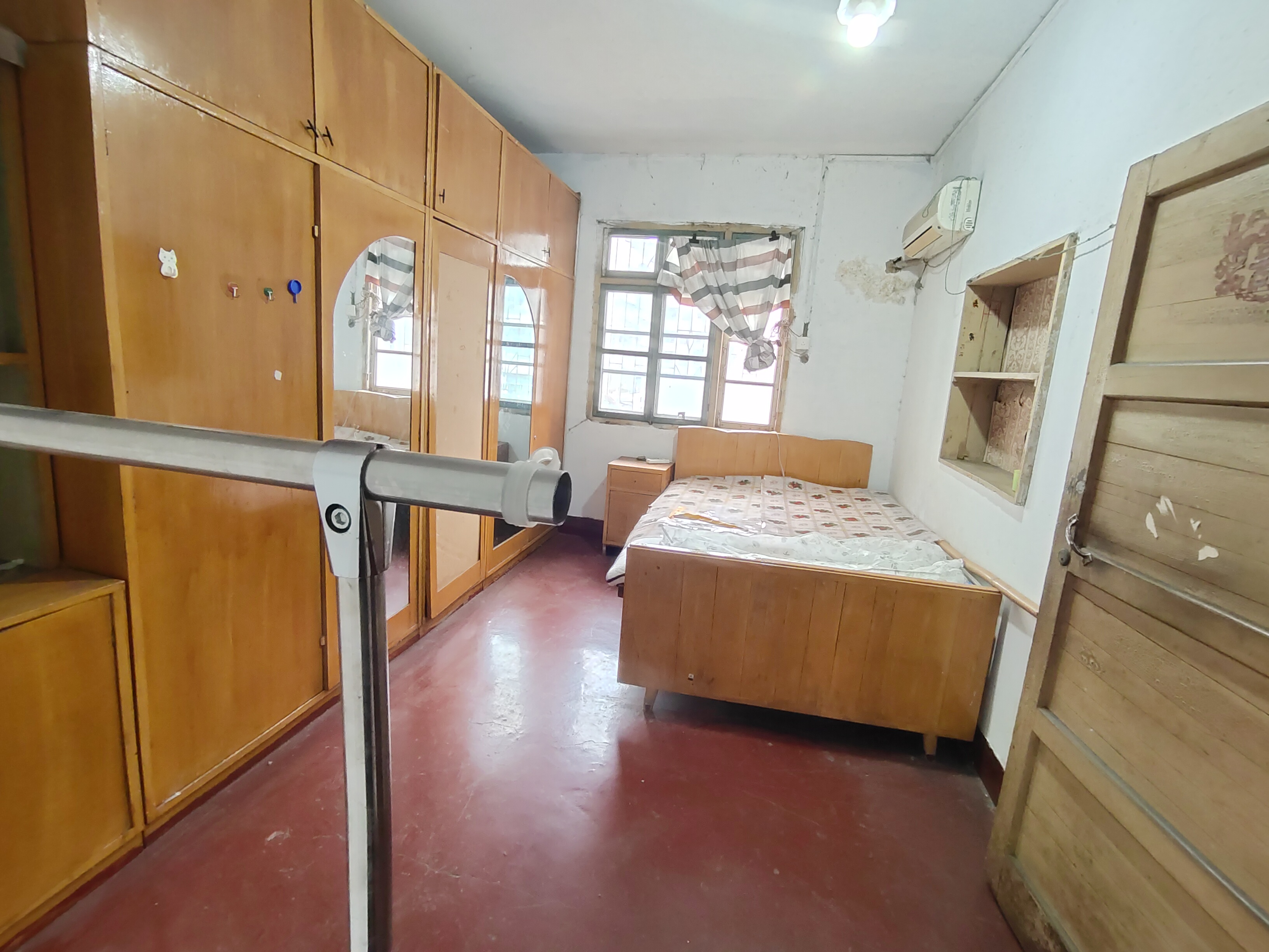 人民中路  3室1厅1卫    10.8万 人民中路  3室1厅1卫    10.8万室内图