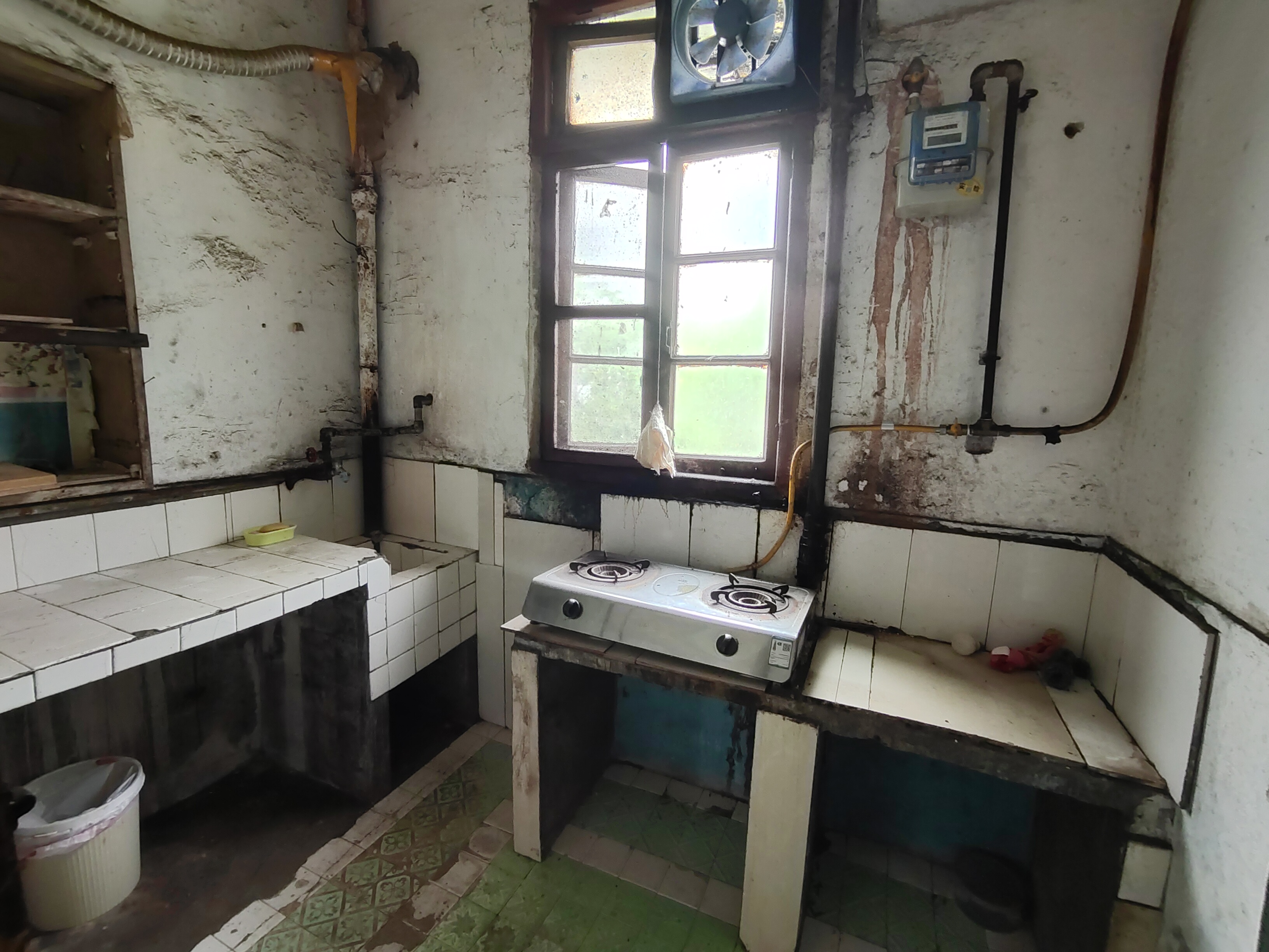 人民中路  3室1厅1卫    10.8万 人民中路  3室1厅1卫    10.8万室内图