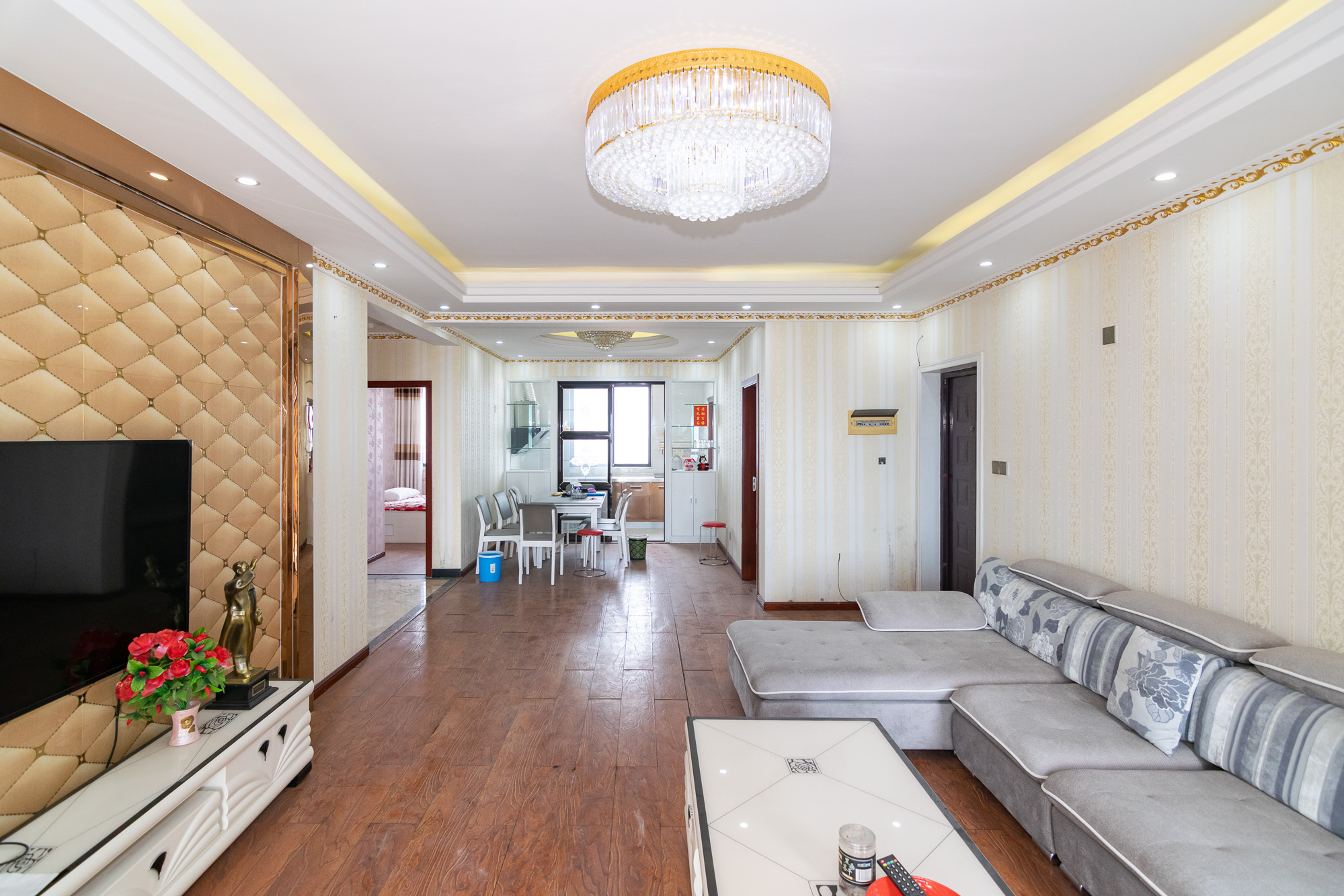 联诚国际城  3室2厅1卫    78.0万 联诚国际城  3室2厅1卫    78.0万