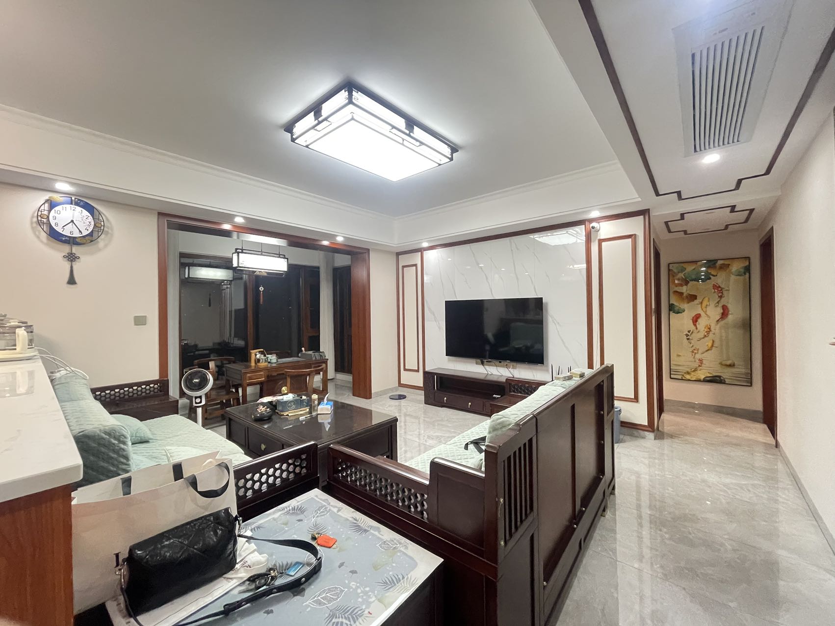 蓝溪谷 4室2厅2卫 89.8万 蓝溪谷 4室2厅2卫 89.8万室内图