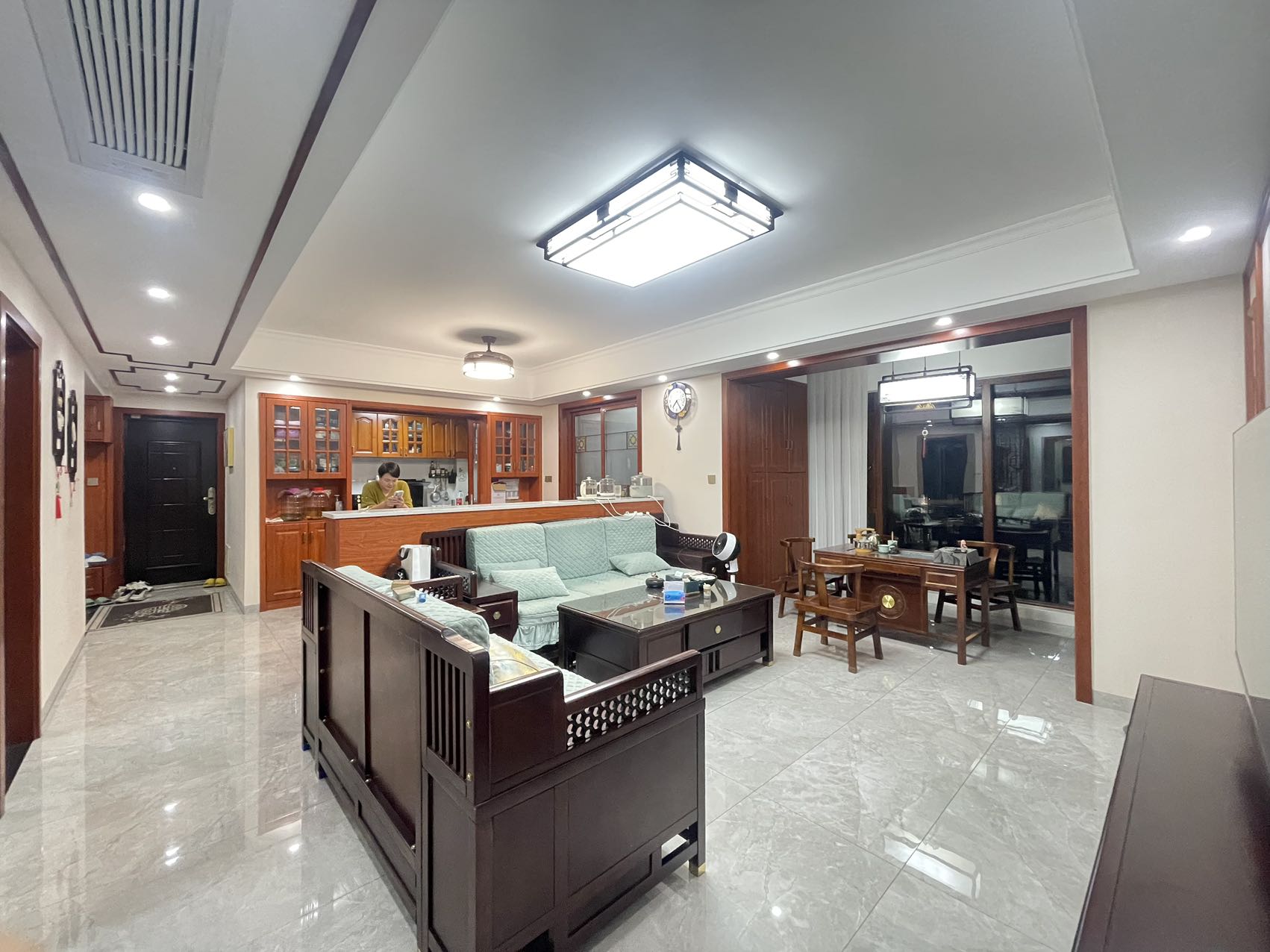 蓝溪谷 4室2厅2卫 89.8万 蓝溪谷 4室2厅2卫 89.8万室内图