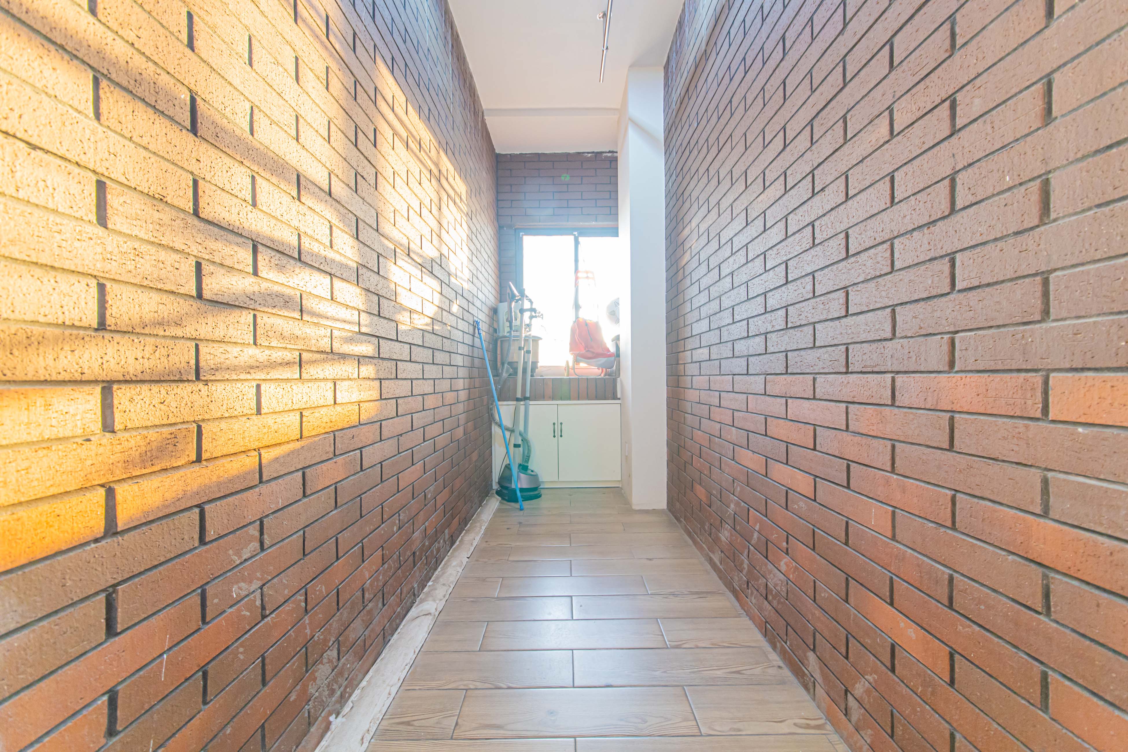 绿地公馆(绿地名邸)  1室1厅1卫    51.0万 绿地公馆(绿地名邸)  1室1厅1卫    51.0万阳台