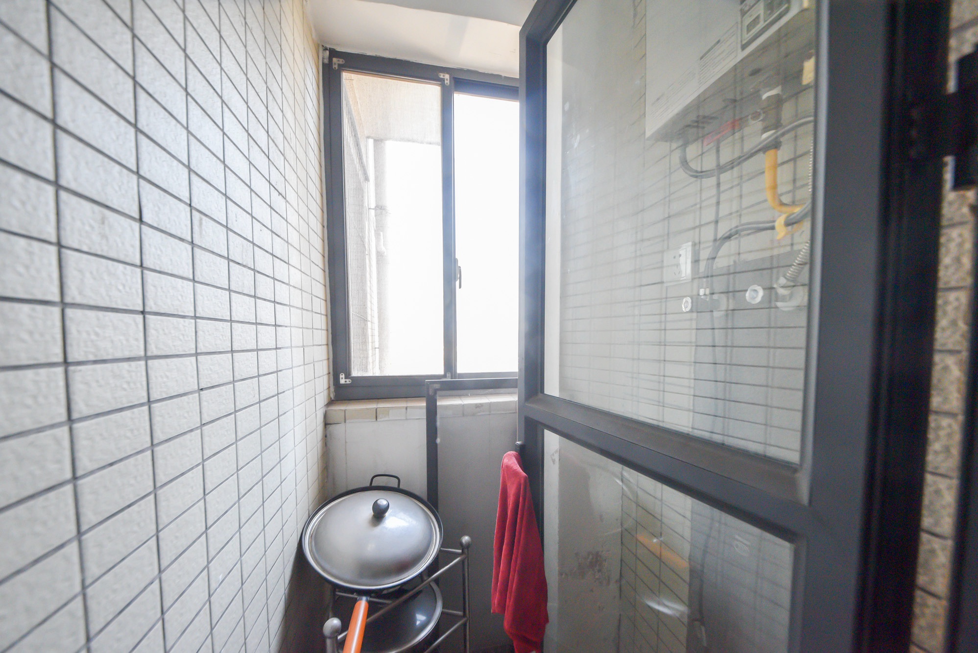 兰亭优壳（隽峰苑）  2室2厅1卫   58.80万阳台