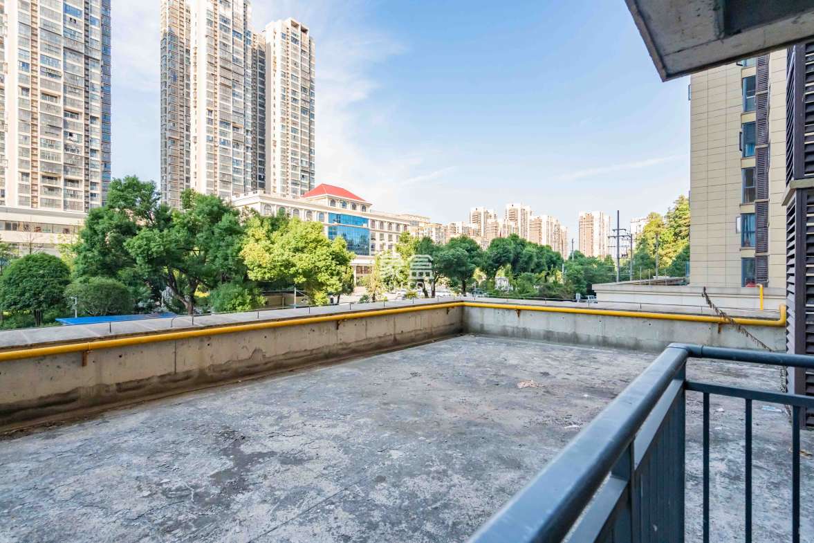 五矿沁园金城(春和景园)  4室2厅2卫    144.0万 五矿沁园金城(春和景园)  4室2厅2卫    144.0万其他