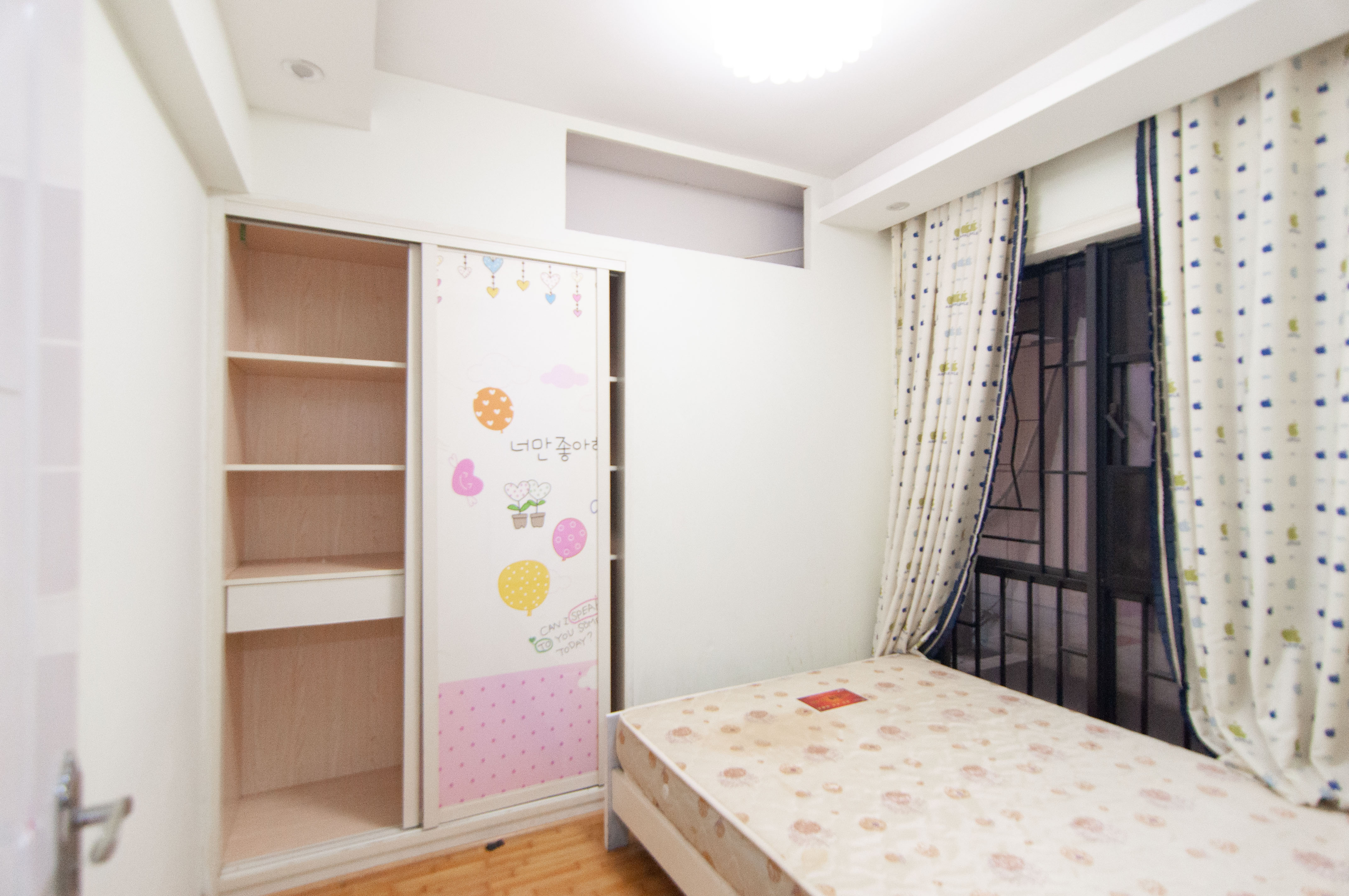 达美D6区  2室1厅1卫   54.00万其他