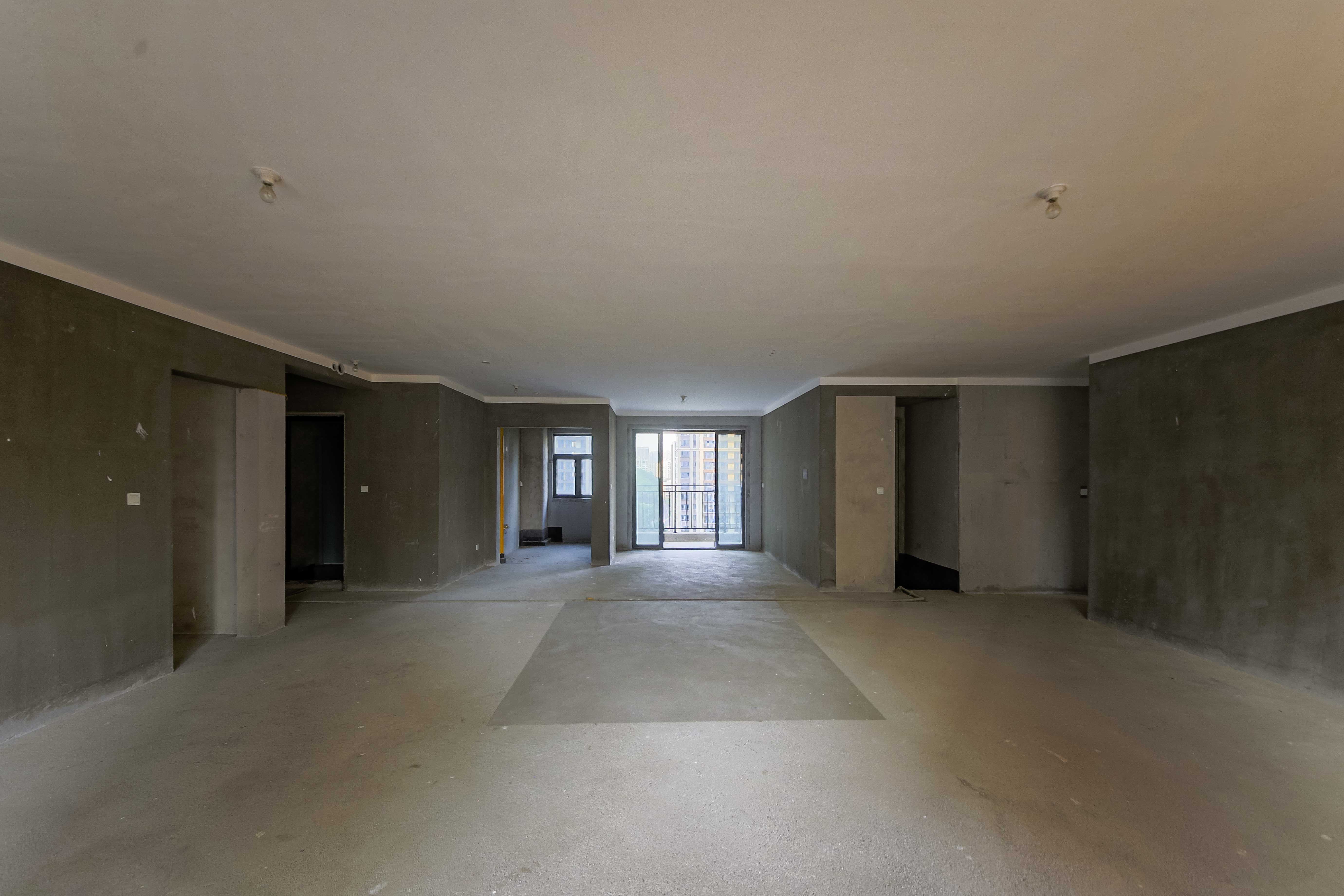 中建钰和城  4室2厅3卫   350.00万客厅