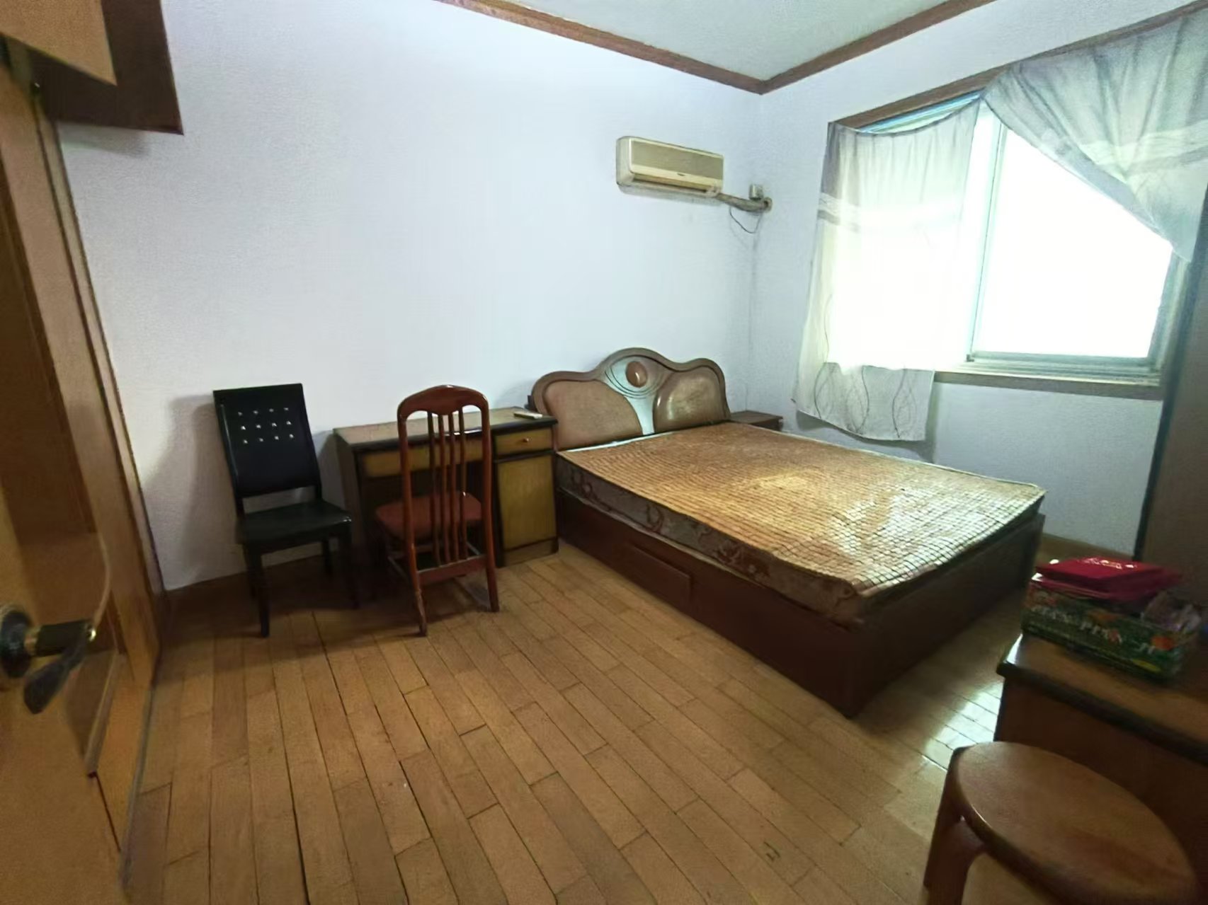 联谊怡沁园 3室2厅2卫 38.0万 联谊怡沁园 3室2厅2卫 38.0万室内图