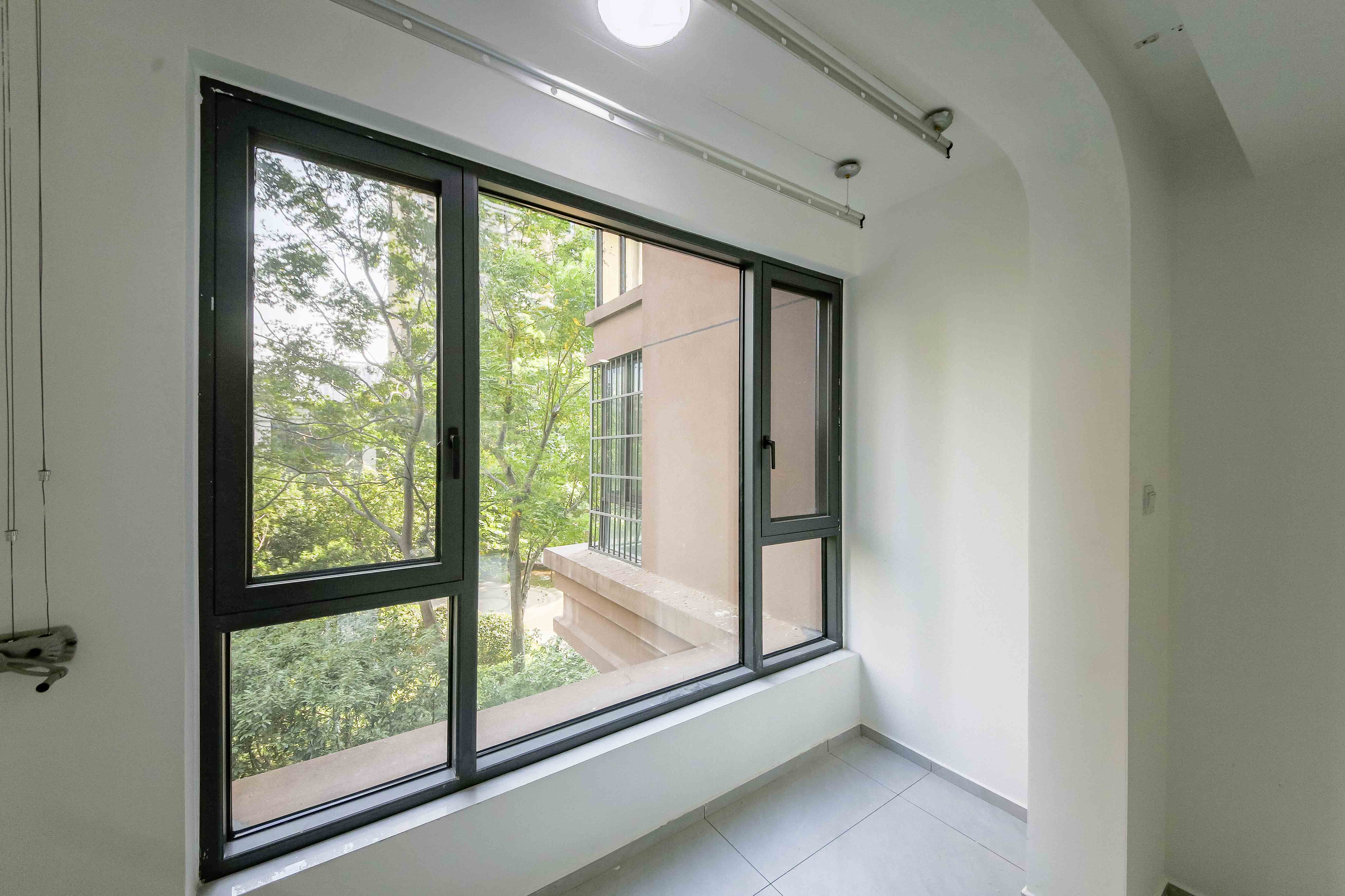 中建信和城  3室2厅1卫    110.0万 中建信和城  3室2厅1卫    110.0万阳台