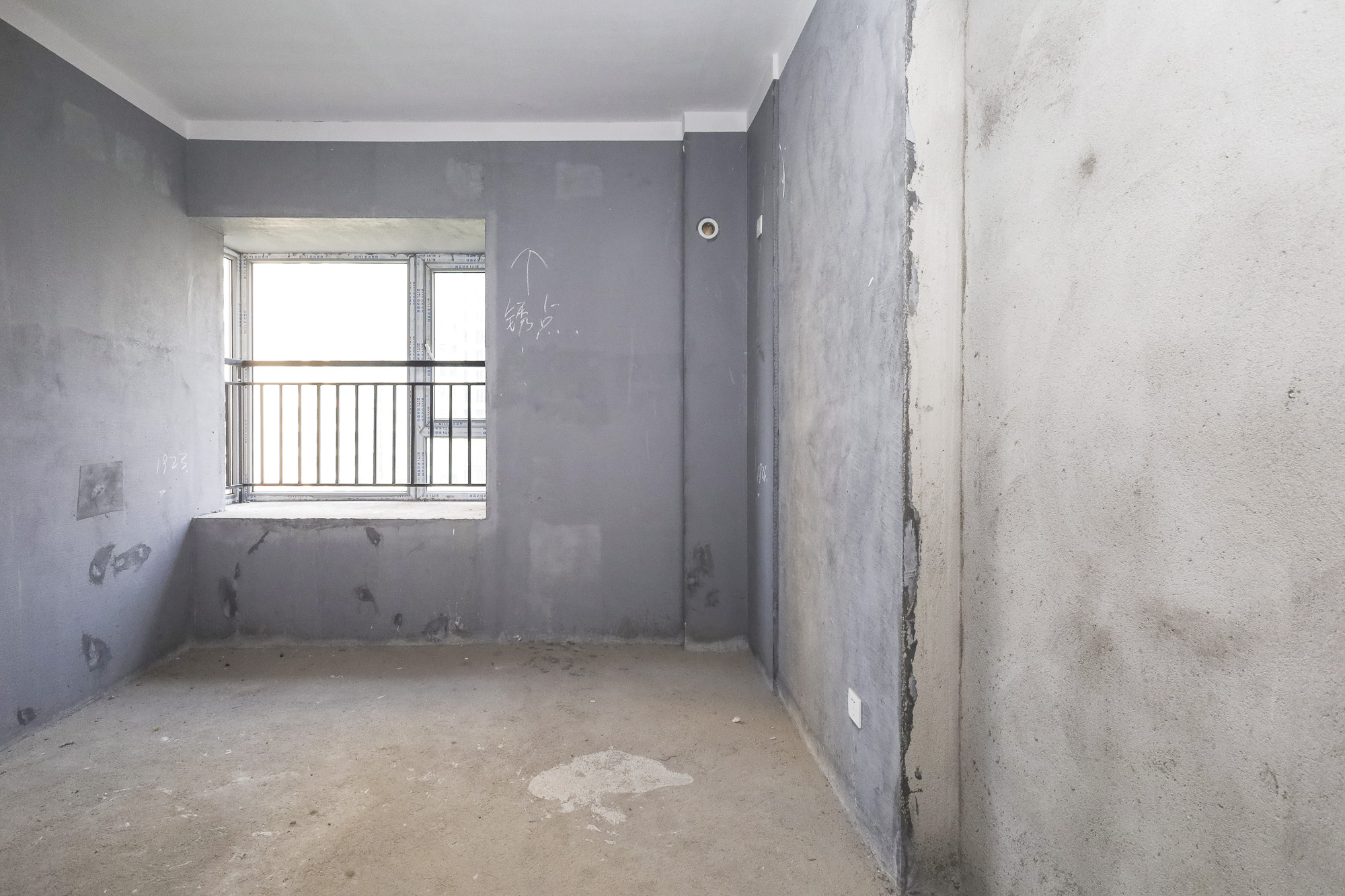 钱隆世家  3室2厅2卫    89.0万卧室