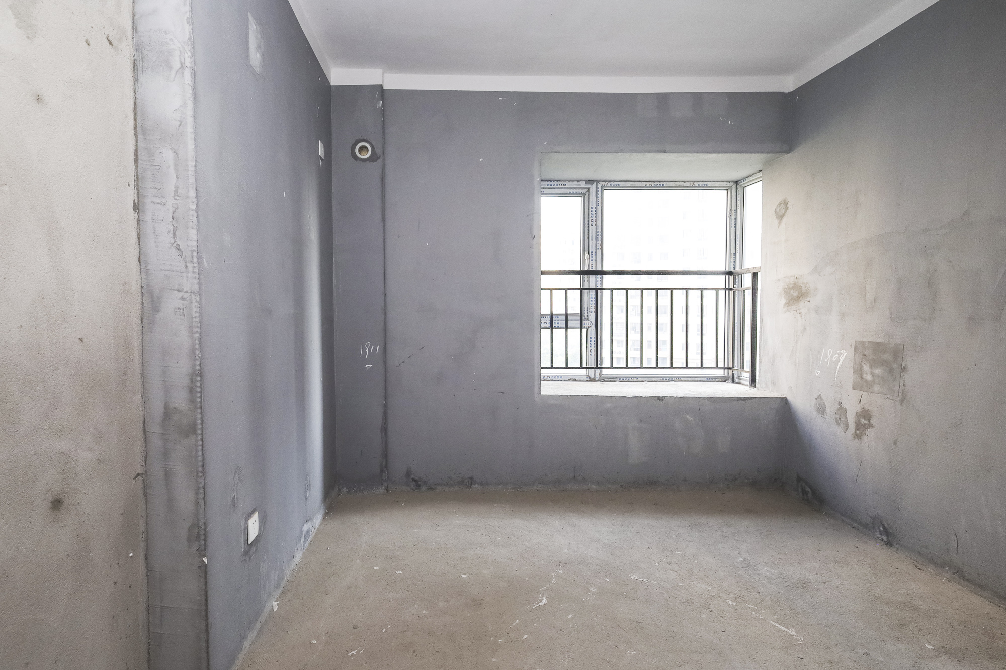 钱隆世家  3室2厅2卫    89.0万卧室