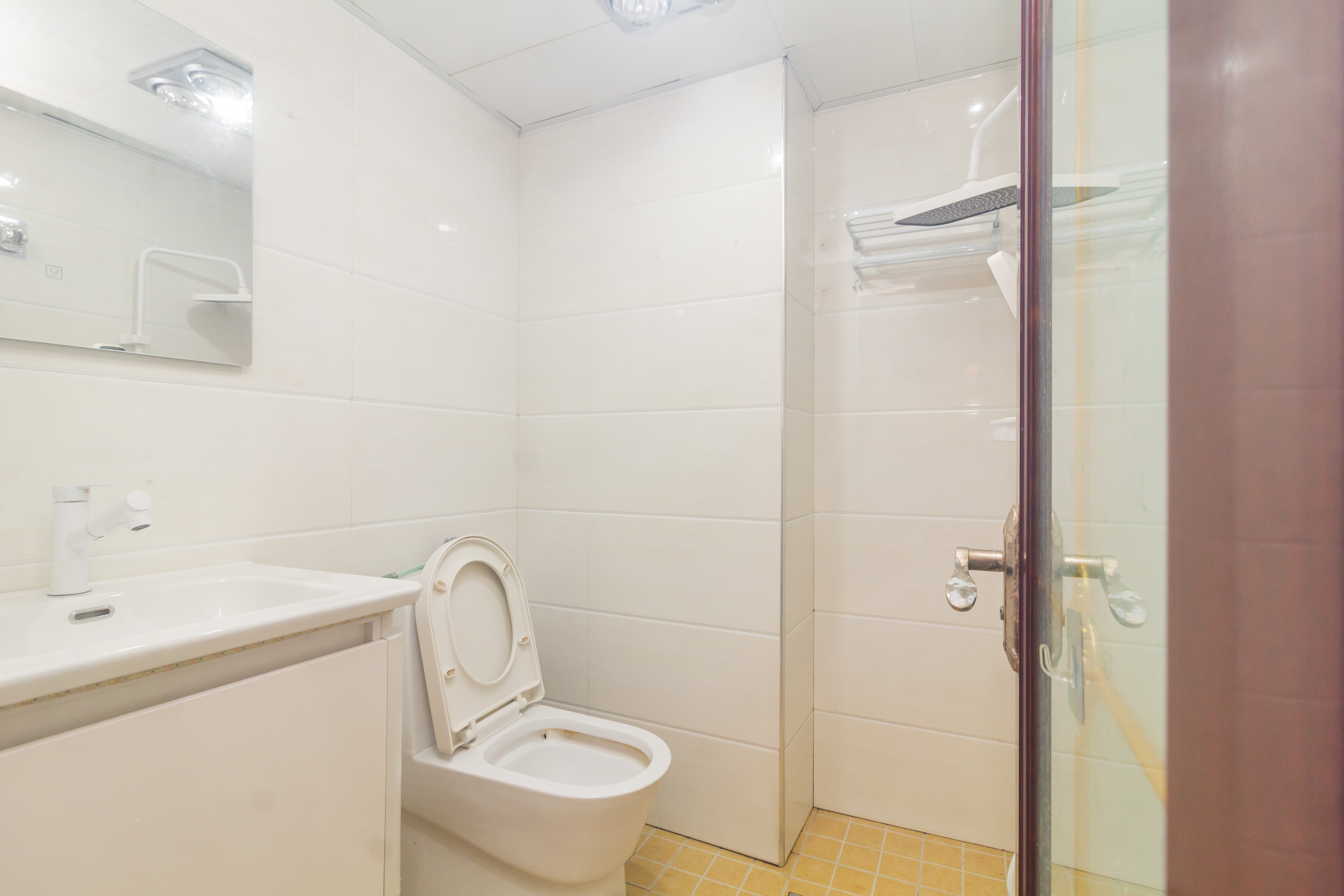 方略90公馆 1室1厅1卫 21.8万 方略90公馆 1室1厅1卫 21.8万卫生间