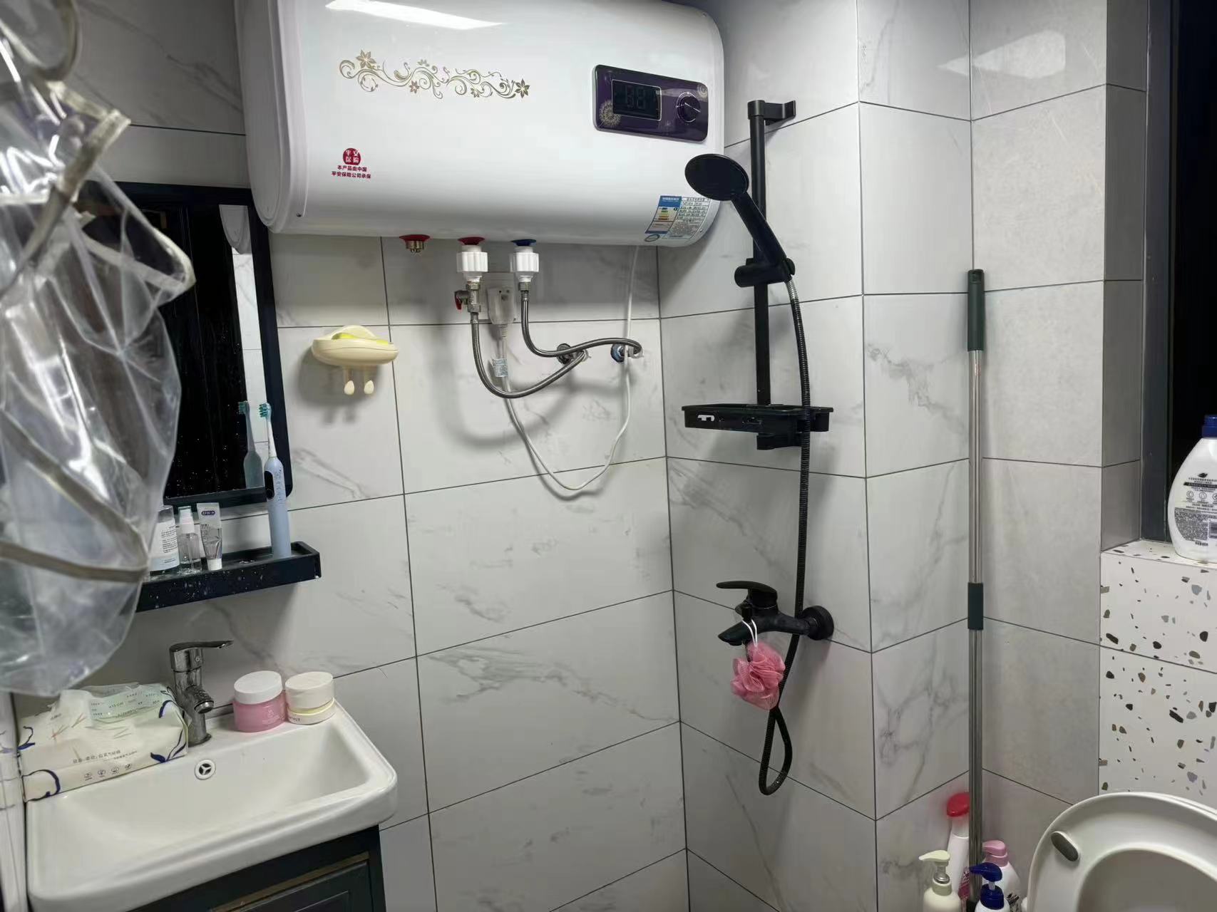 紫金华府 1室1厅1卫 22.8万 紫金华府 1室1厅1卫 22.8万室内图