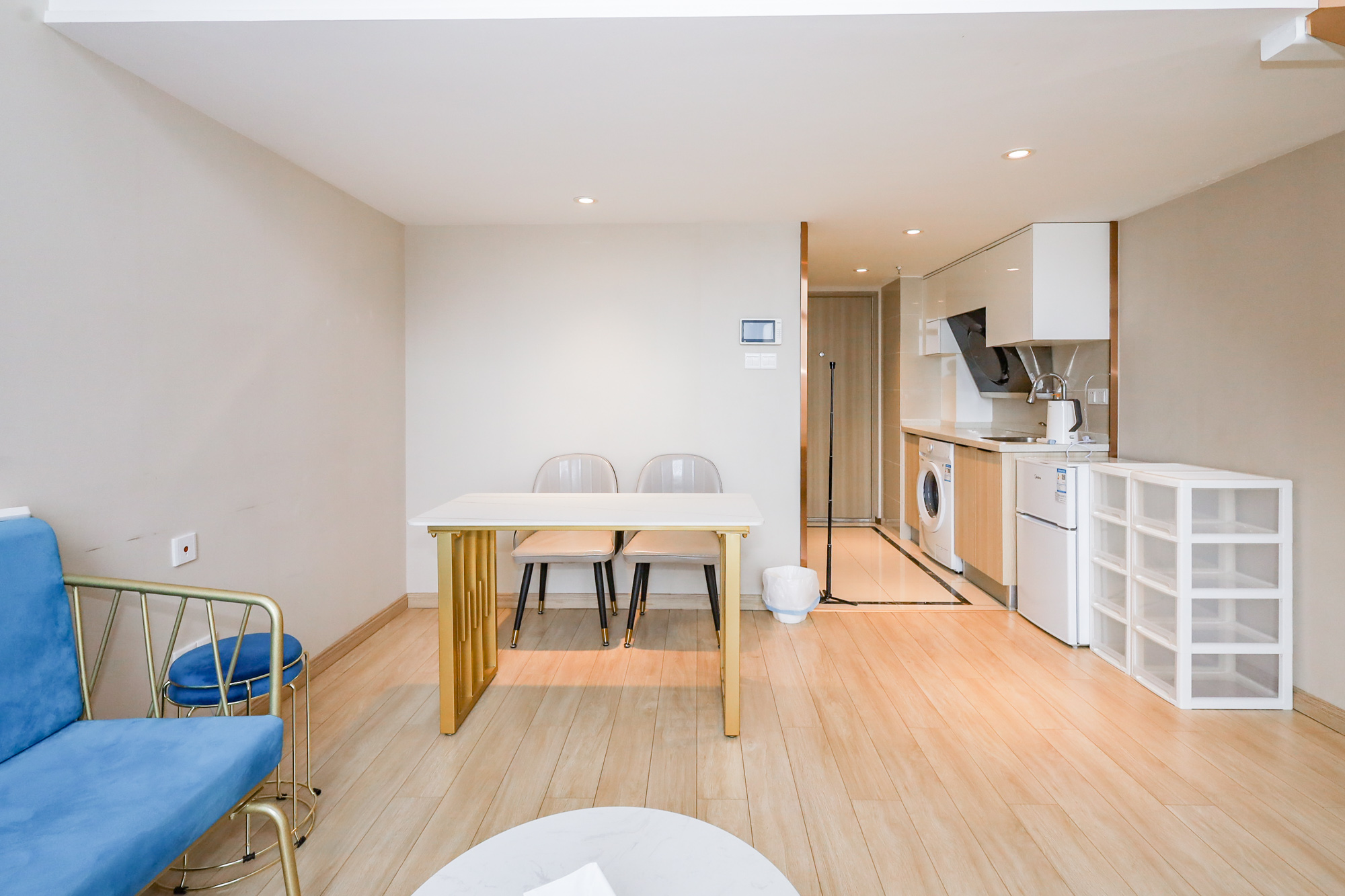 远洋外滩壹号  1室1厅1卫    80.0万 远洋外滩壹号  1室1厅1卫    80.0万客厅