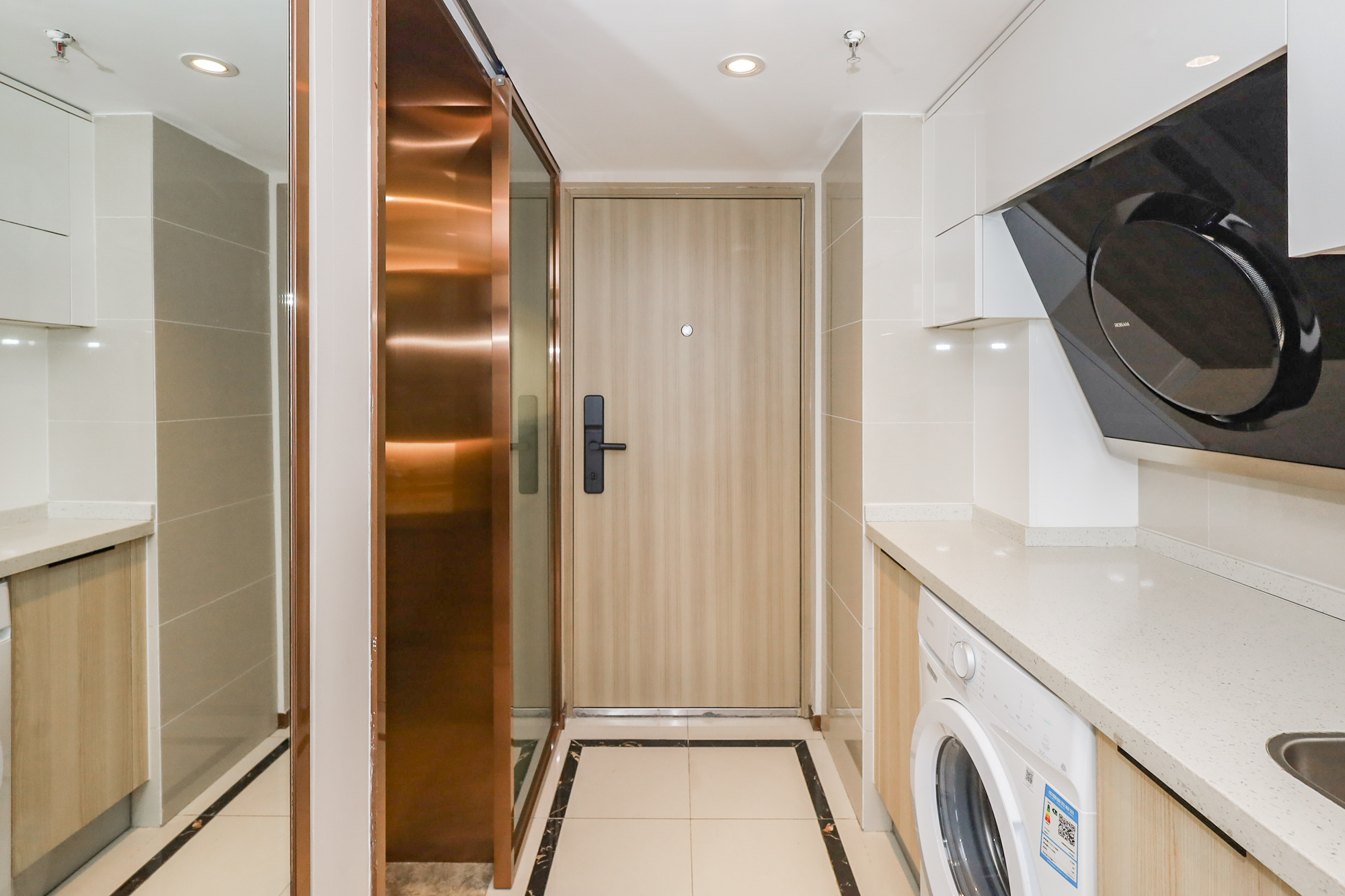 远洋外滩壹号  1室1厅1卫    80.0万 远洋外滩壹号  1室1厅1卫    80.0万厨房