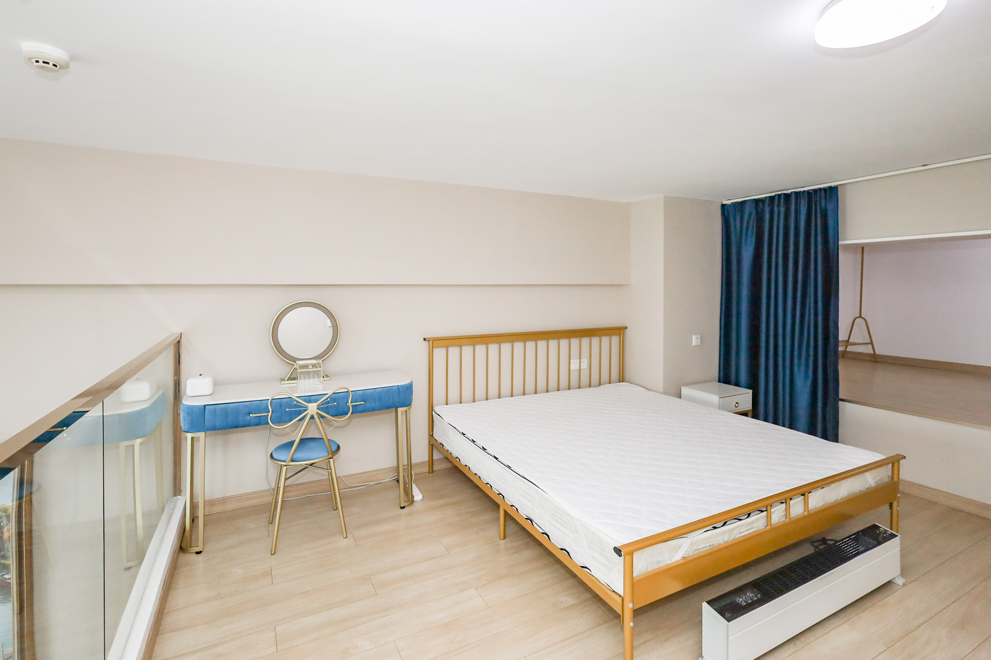 远洋外滩壹号  1室1厅1卫    80.0万 远洋外滩壹号  1室1厅1卫    80.0万卧室