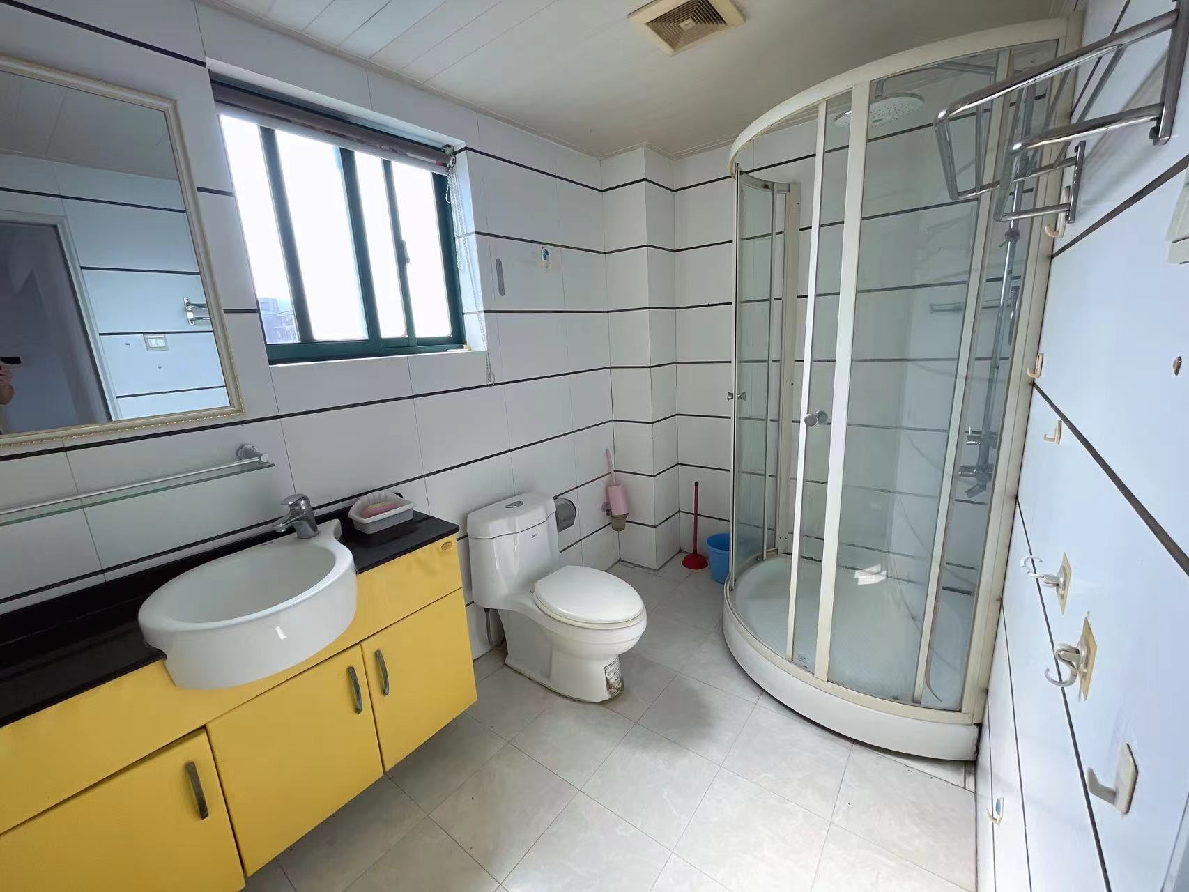 亲亲家园 3室2厅2卫 68.8万 亲亲家园 3室2厅2卫 68.8万室内图