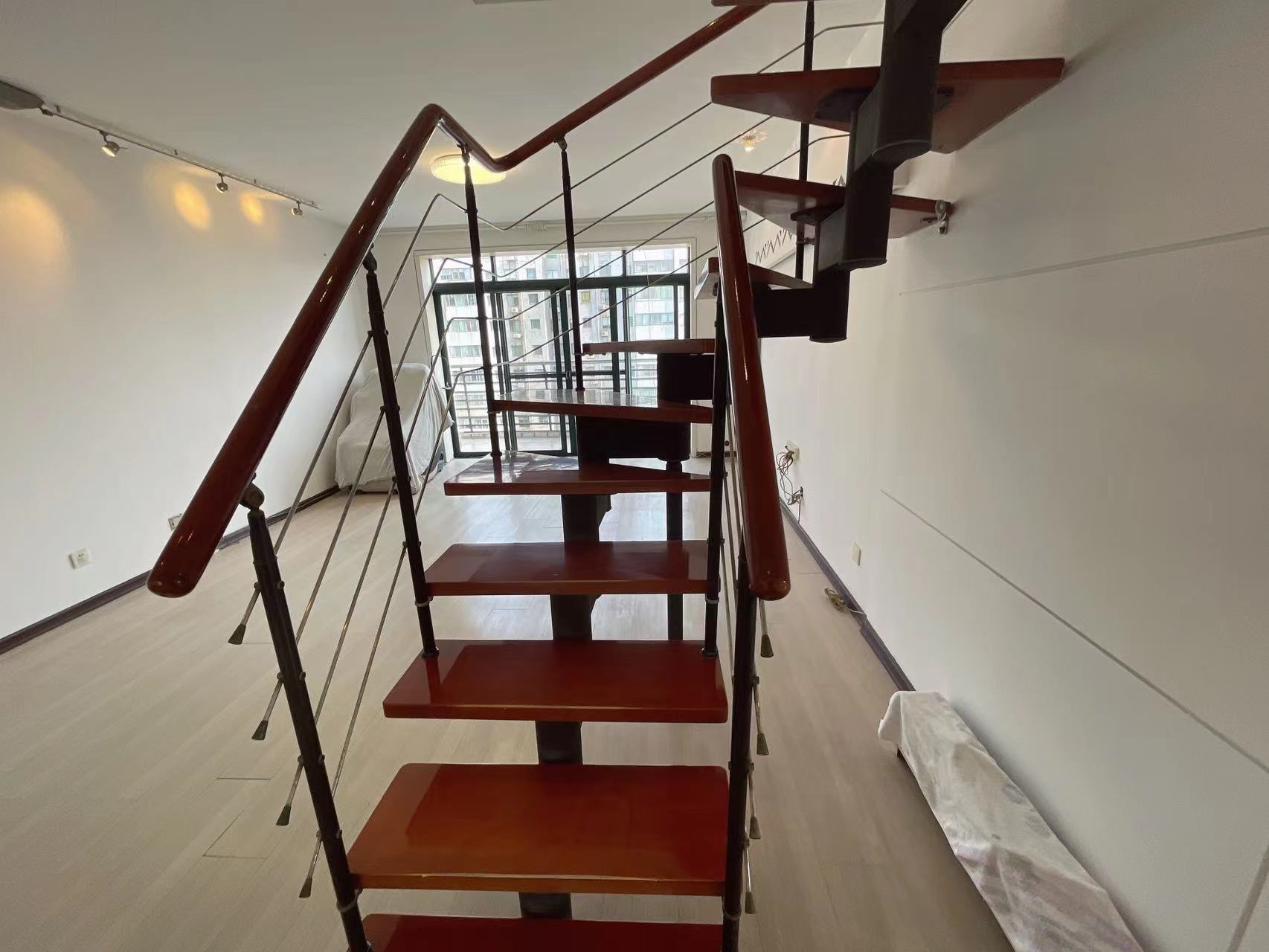 亲亲家园 3室2厅2卫 68.8万 亲亲家园 3室2厅2卫 68.8万室内图