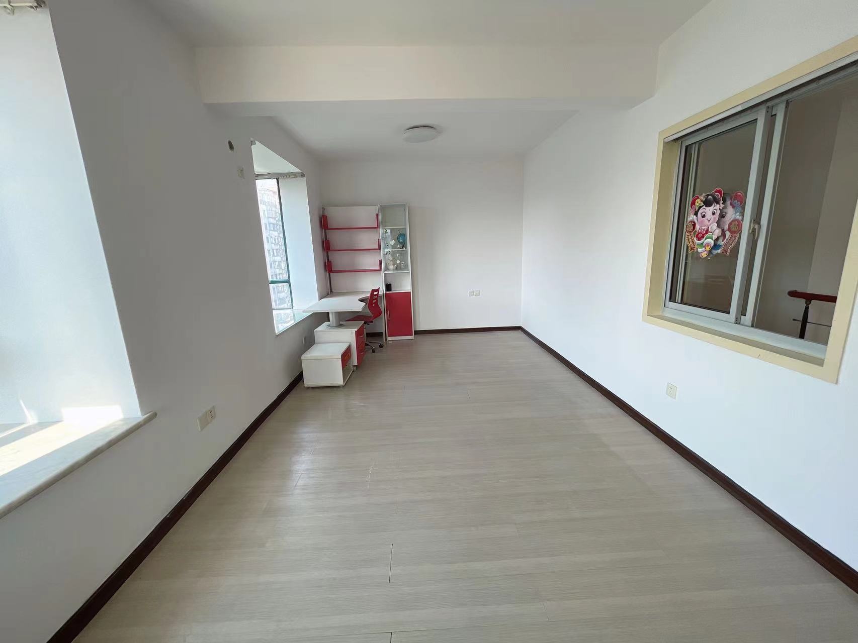 亲亲家园 3室2厅2卫 68.8万 亲亲家园 3室2厅2卫 68.8万室内图