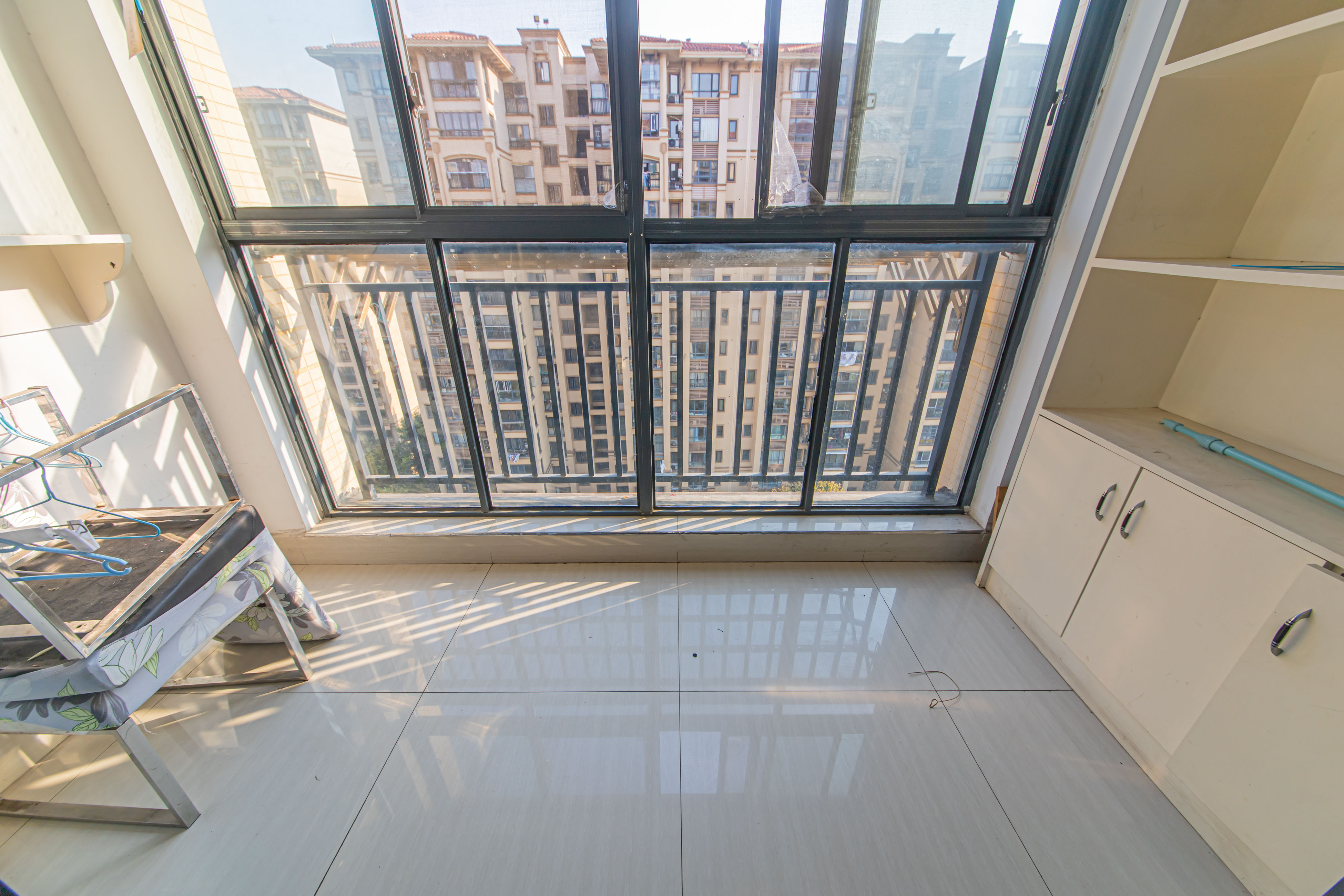 中建芙蓉嘉苑  3室2厅1卫    78.0万阳台