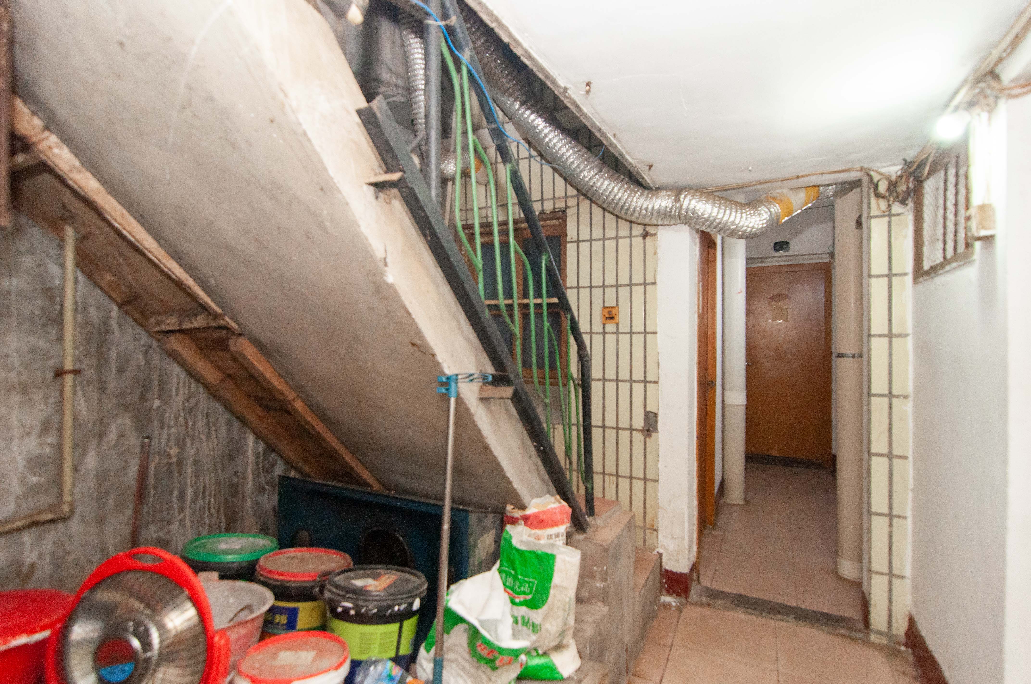 汽车西站商贸城(河西望城坡)  10室4厅4卫    165.0万 汽车西站商贸城(河西望城坡)  10室4厅4卫    165.0万其他