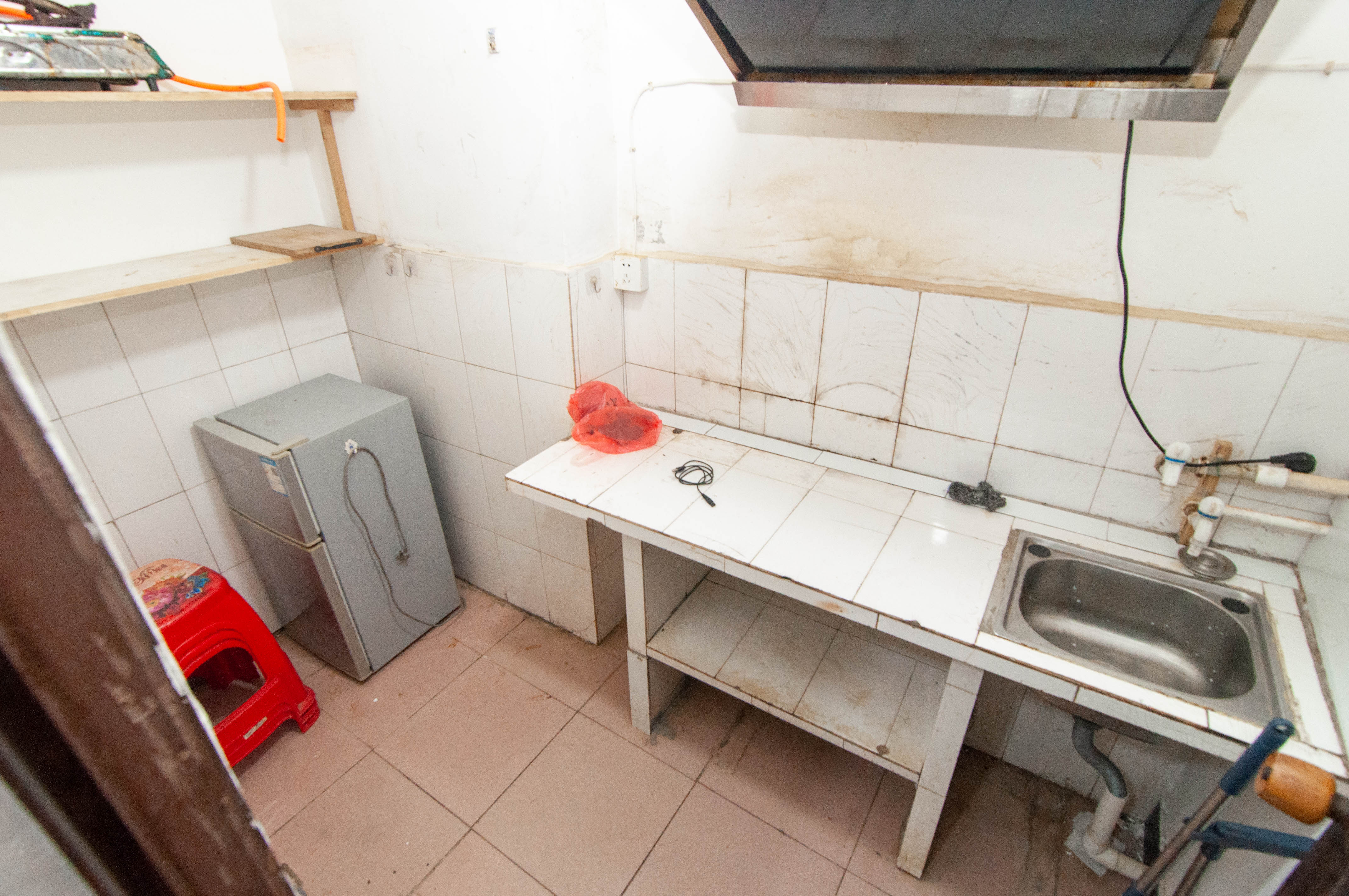 汽车西站商贸城(河西望城坡)  10室4厅4卫    165.0万 汽车西站商贸城(河西望城坡)  10室4厅4卫    165.0万其他