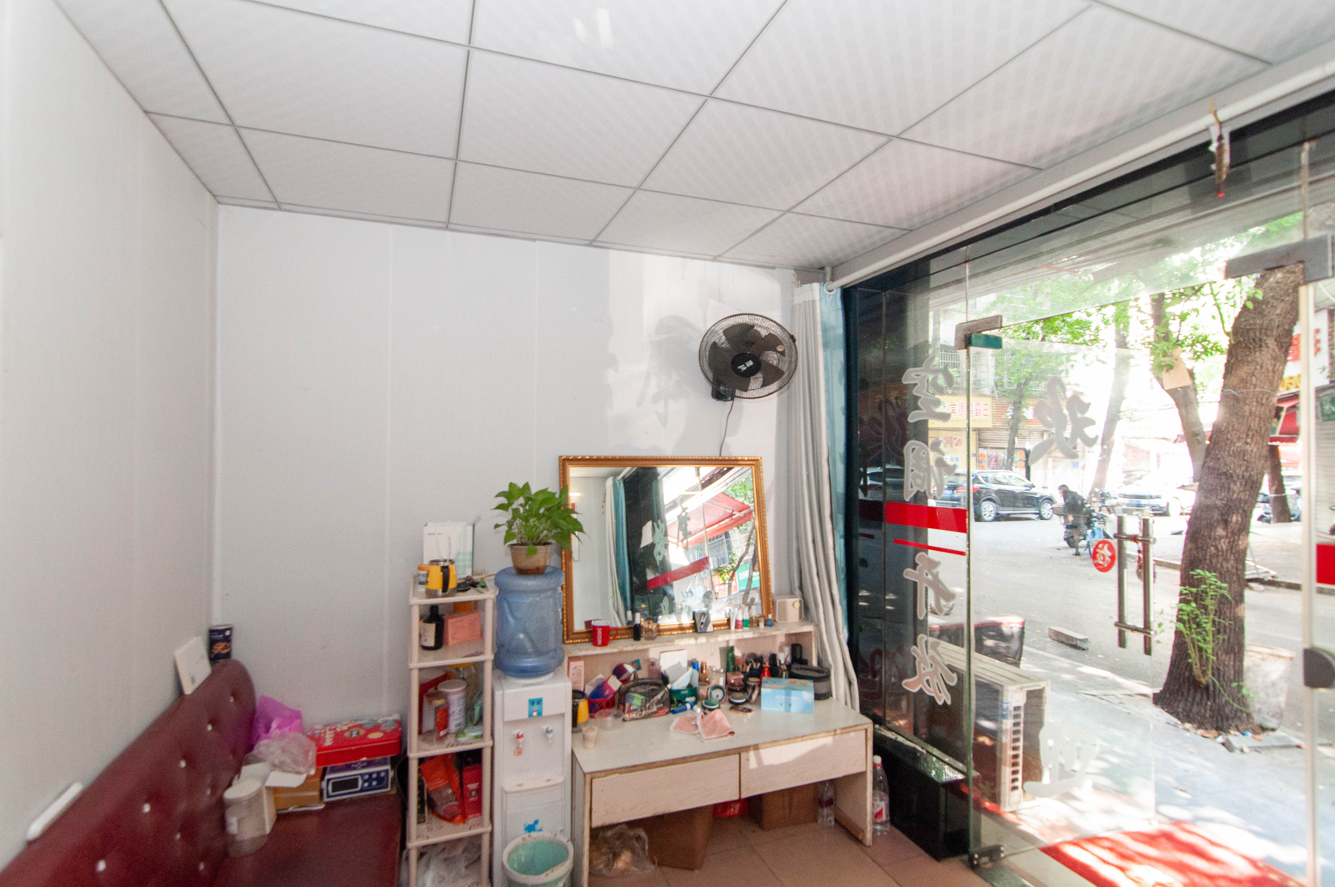 汽车西站商贸城(河西望城坡)  10室4厅4卫    165.0万 汽车西站商贸城(河西望城坡)  10室4厅4卫    165.0万其他