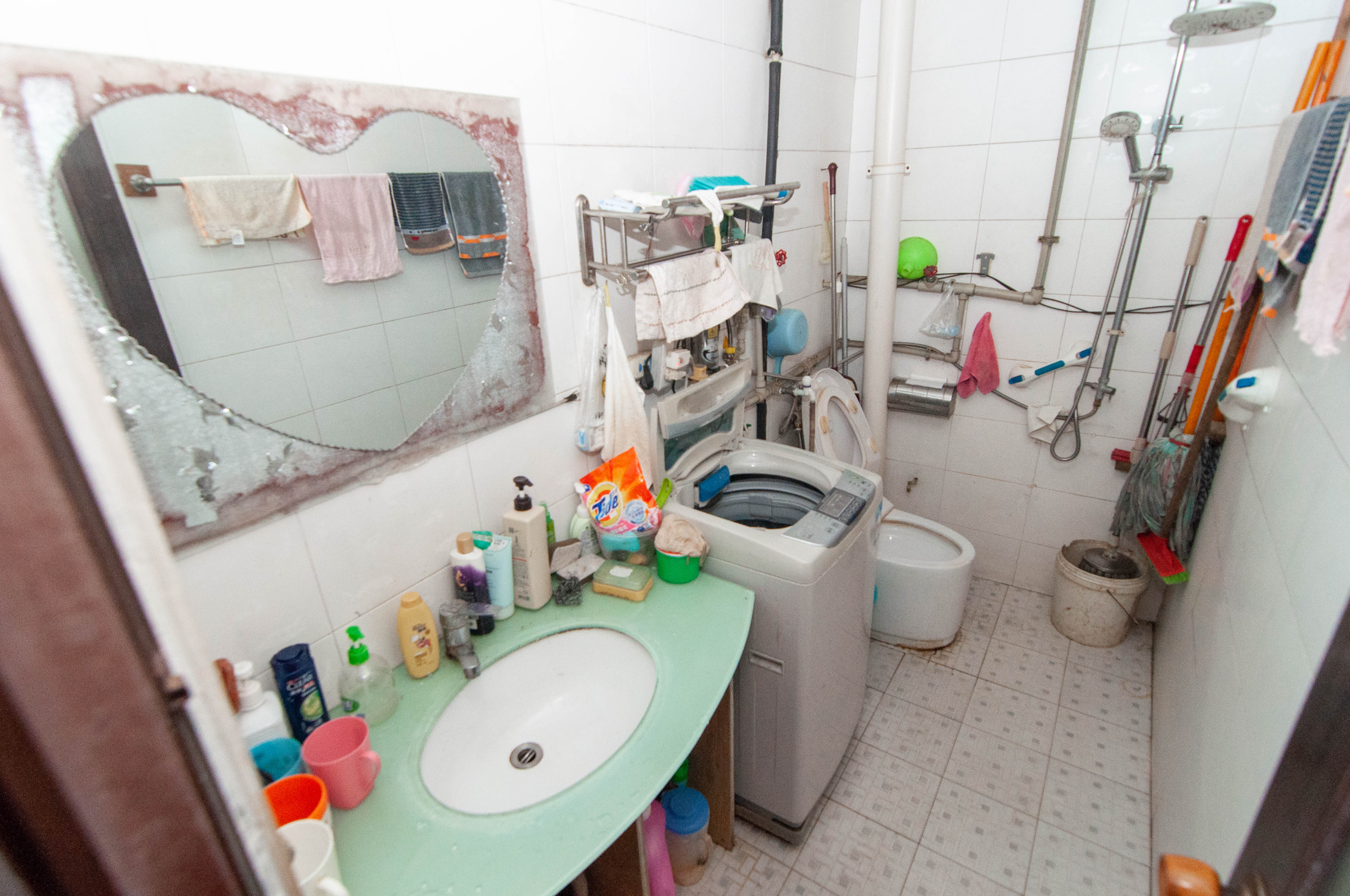 汽车西站商贸城(河西望城坡)  10室4厅4卫    165.0万 汽车西站商贸城(河西望城坡)  10室4厅4卫    165.0万卫生间