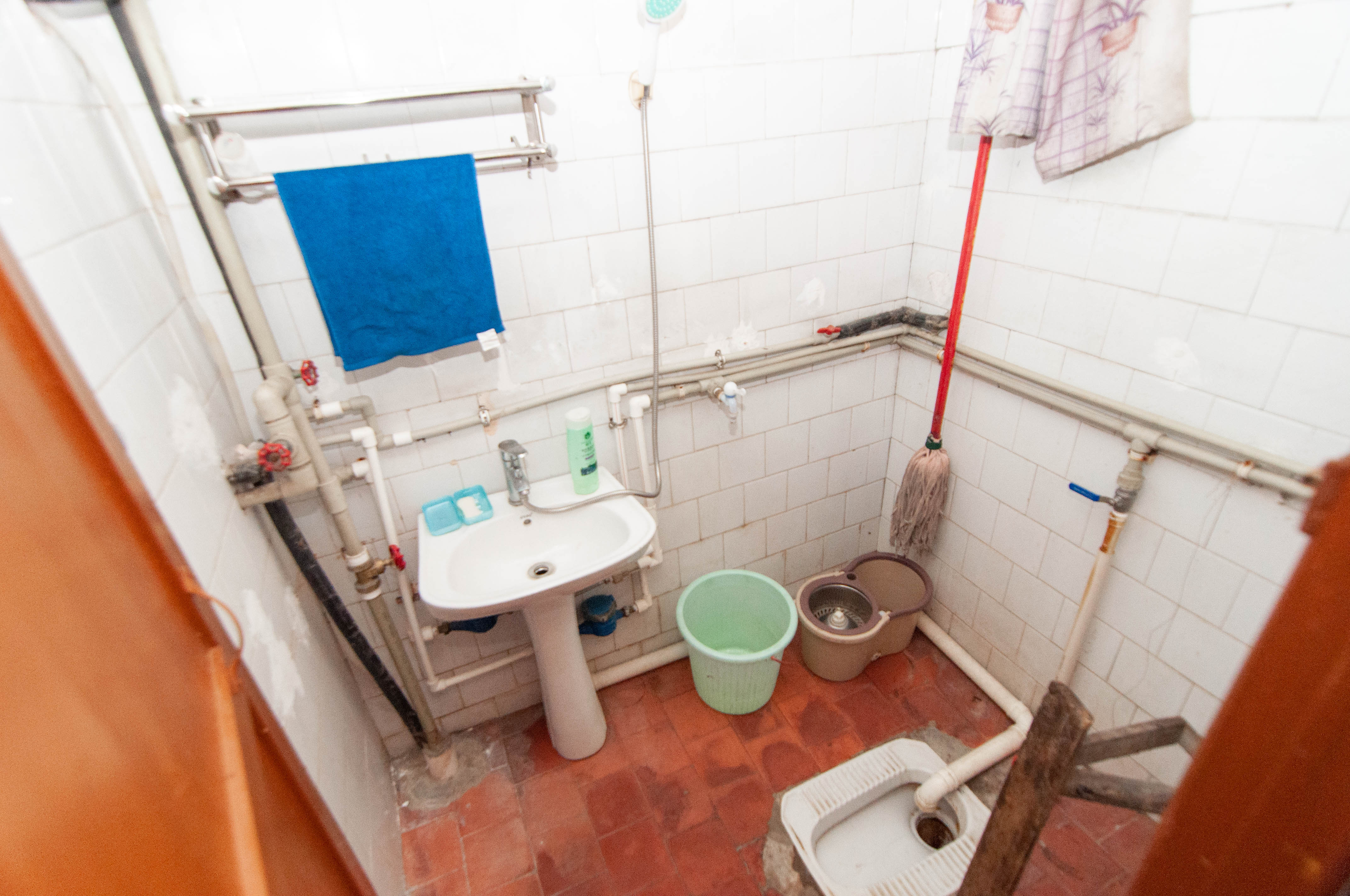 汽车西站商贸城(河西望城坡)  10室4厅4卫    165.0万 汽车西站商贸城(河西望城坡)  10室4厅4卫    165.0万卫生间