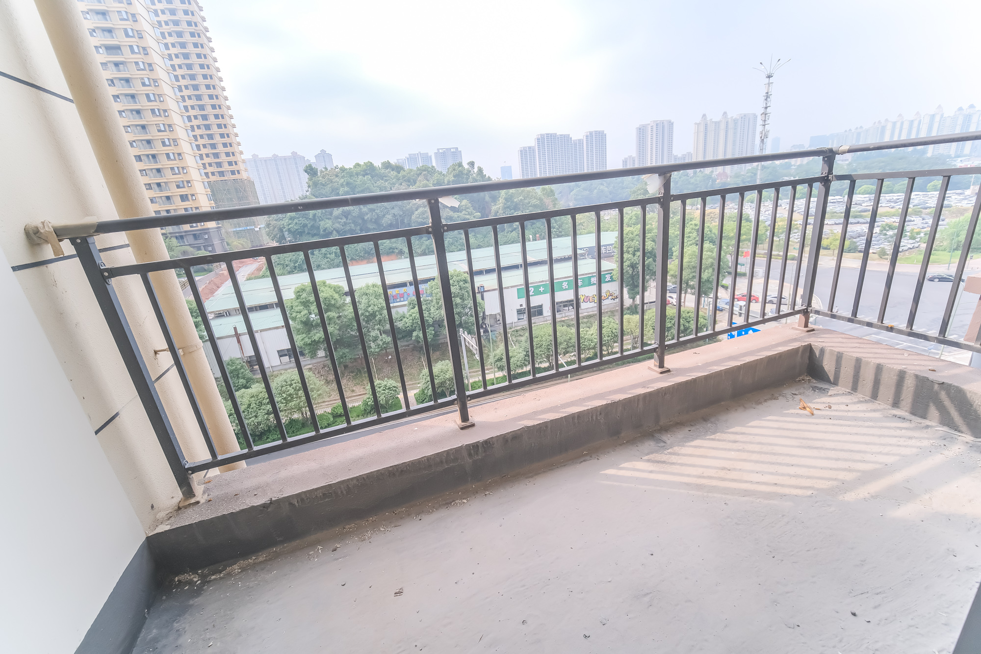 永宏万家里  3室2厅1卫   62.00万阳台