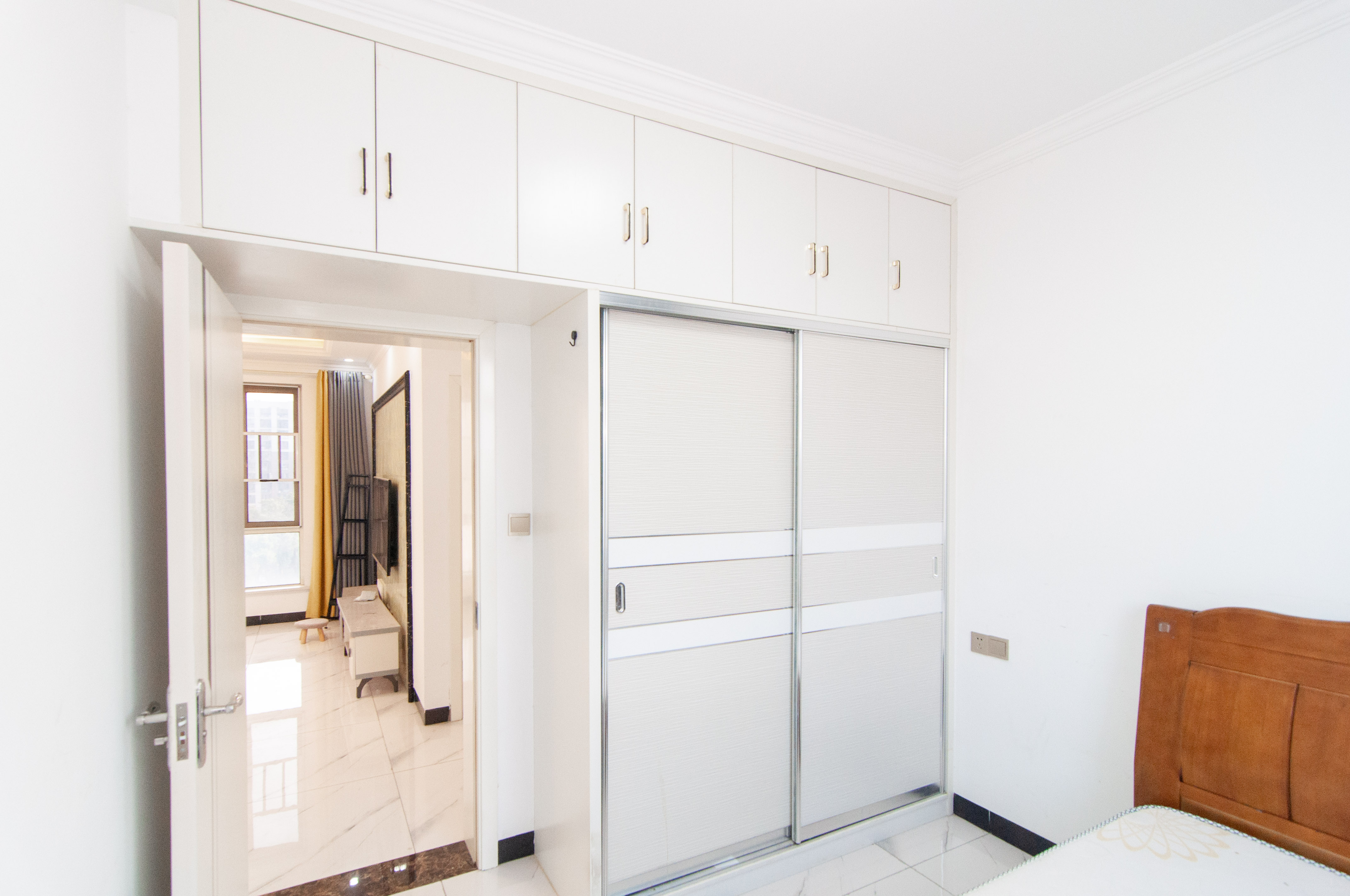 美麓阳光 4室2厅2卫 120.0万 美麓阳光 4室2厅2卫 120.0万其他