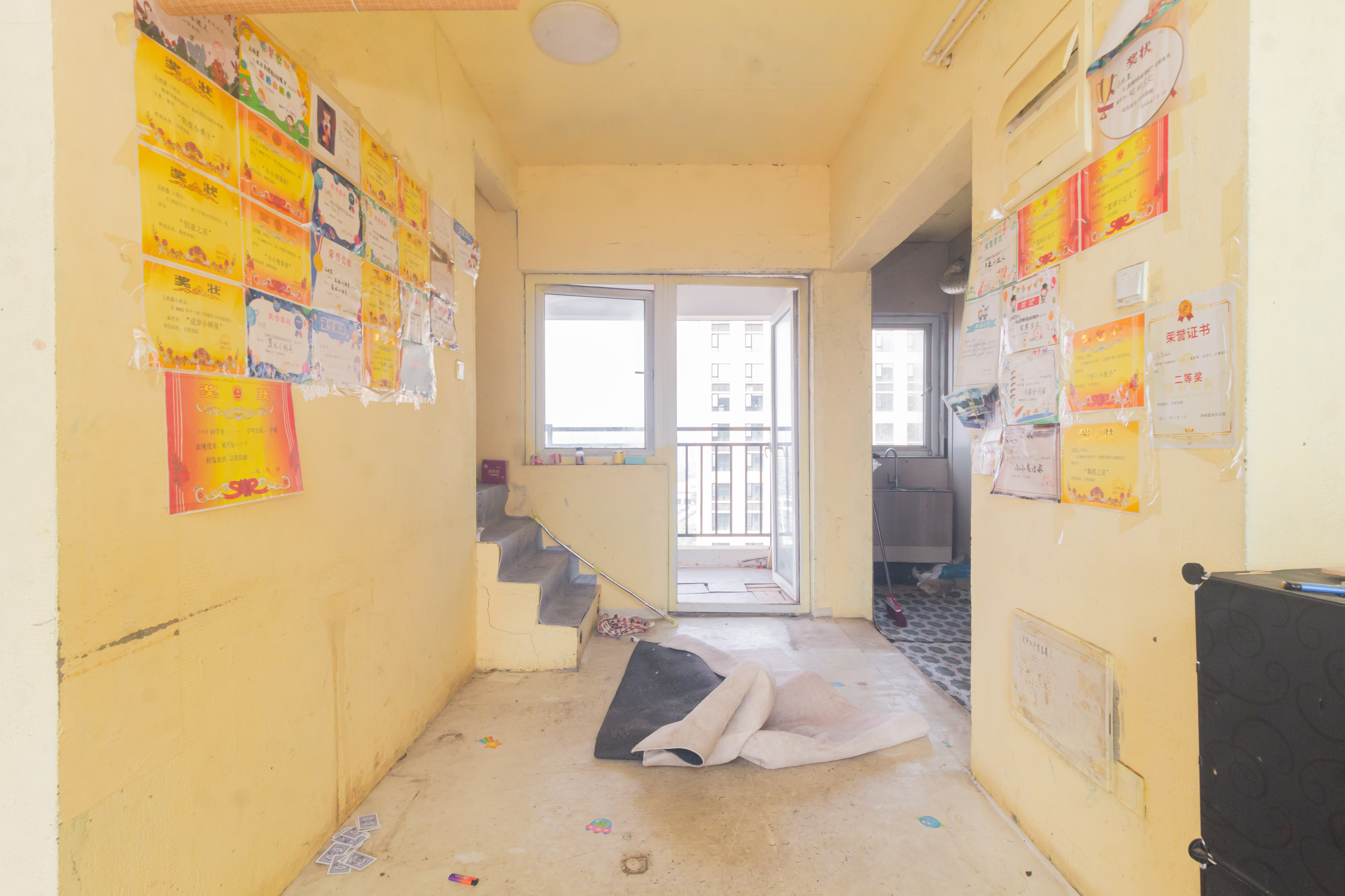 金科天悦(金科美邻汇) 0室0厅0卫 128.0万 金科天悦(金科美邻汇) 0室0厅0卫 128.0万客厅