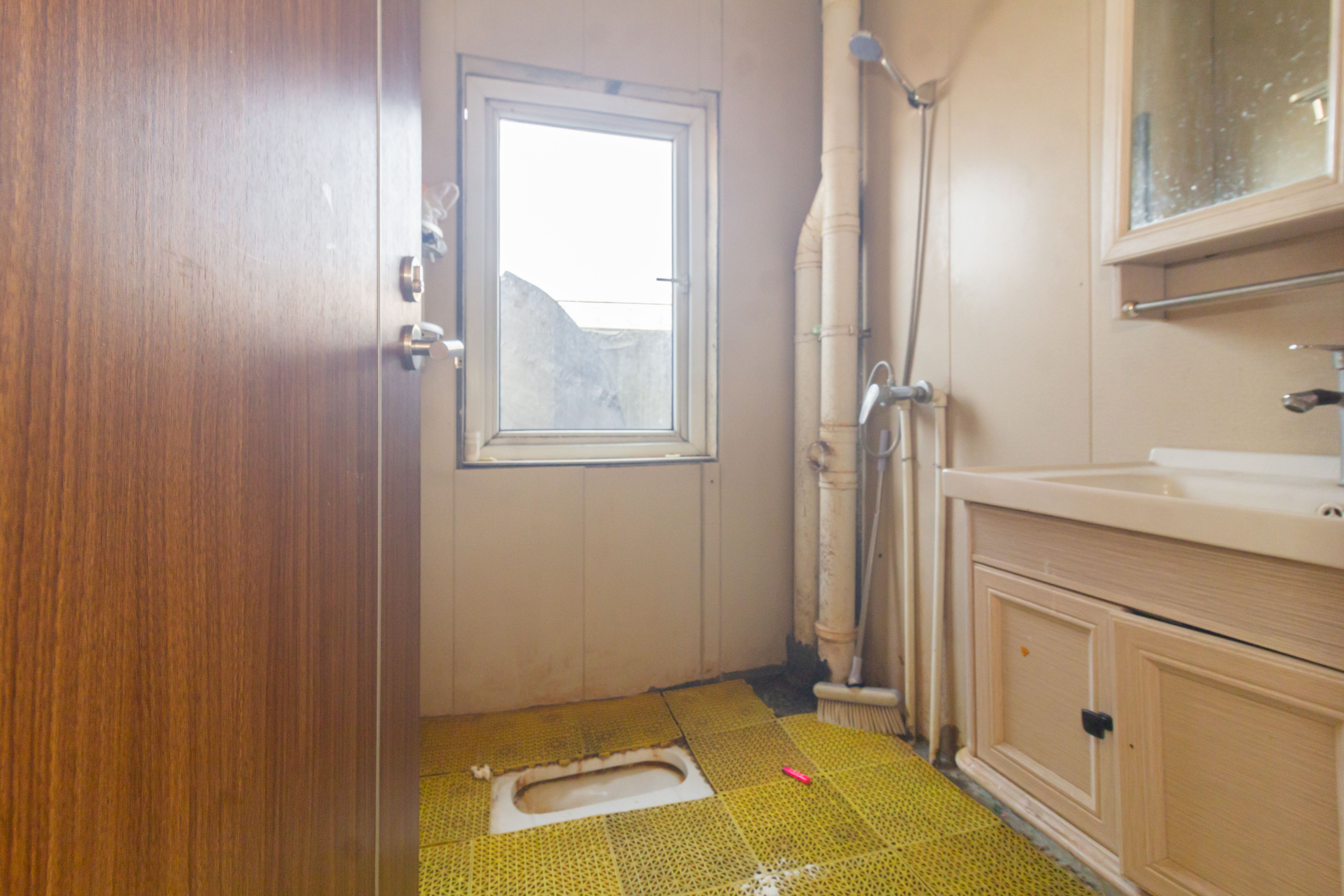 金科天悦(金科美邻汇) 0室0厅0卫 128.0万 金科天悦(金科美邻汇) 0室0厅0卫 128.0万卫生间