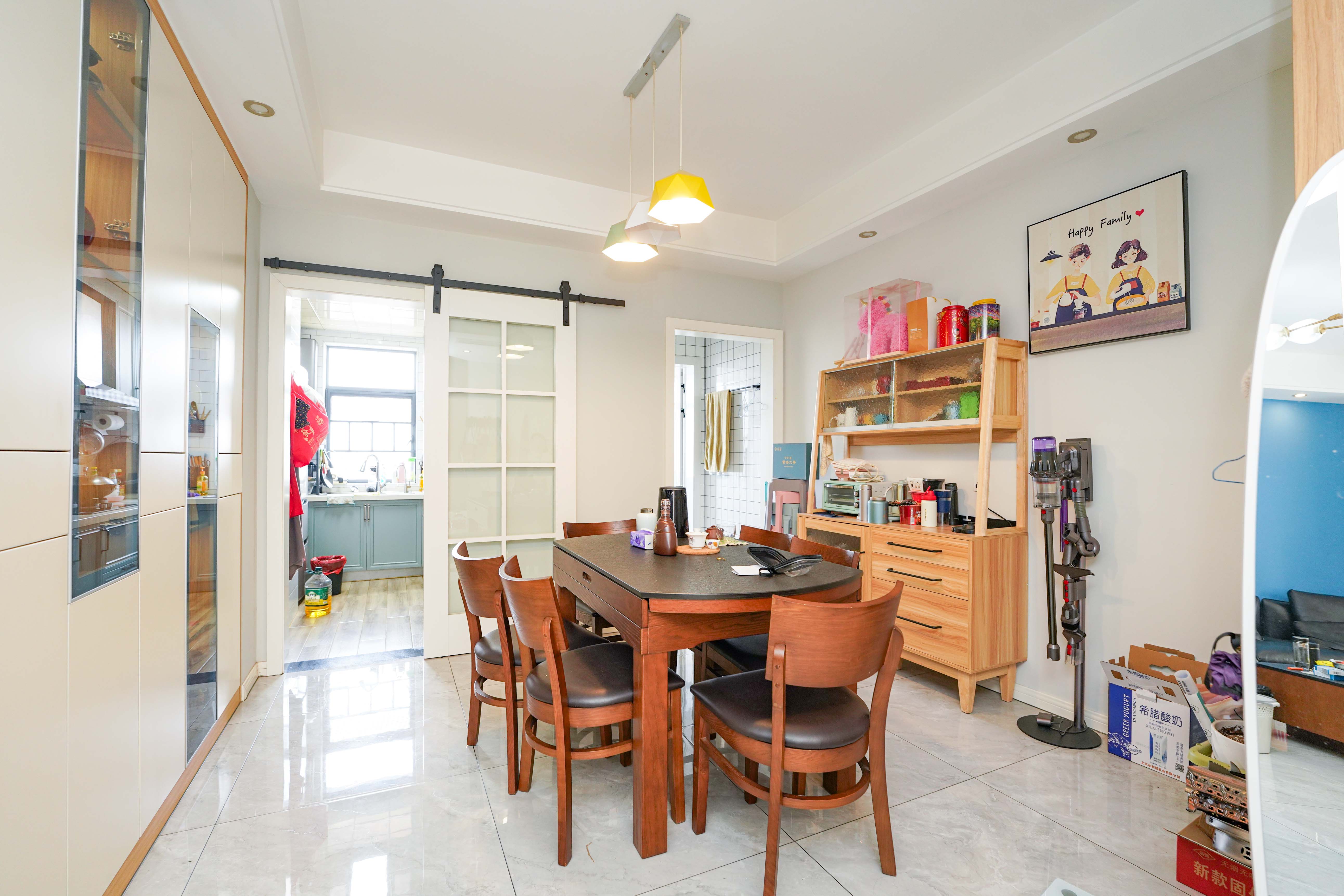 和美星城 3室2厅2卫 107.0万 和美星城 3室2厅2卫 107.0万客厅