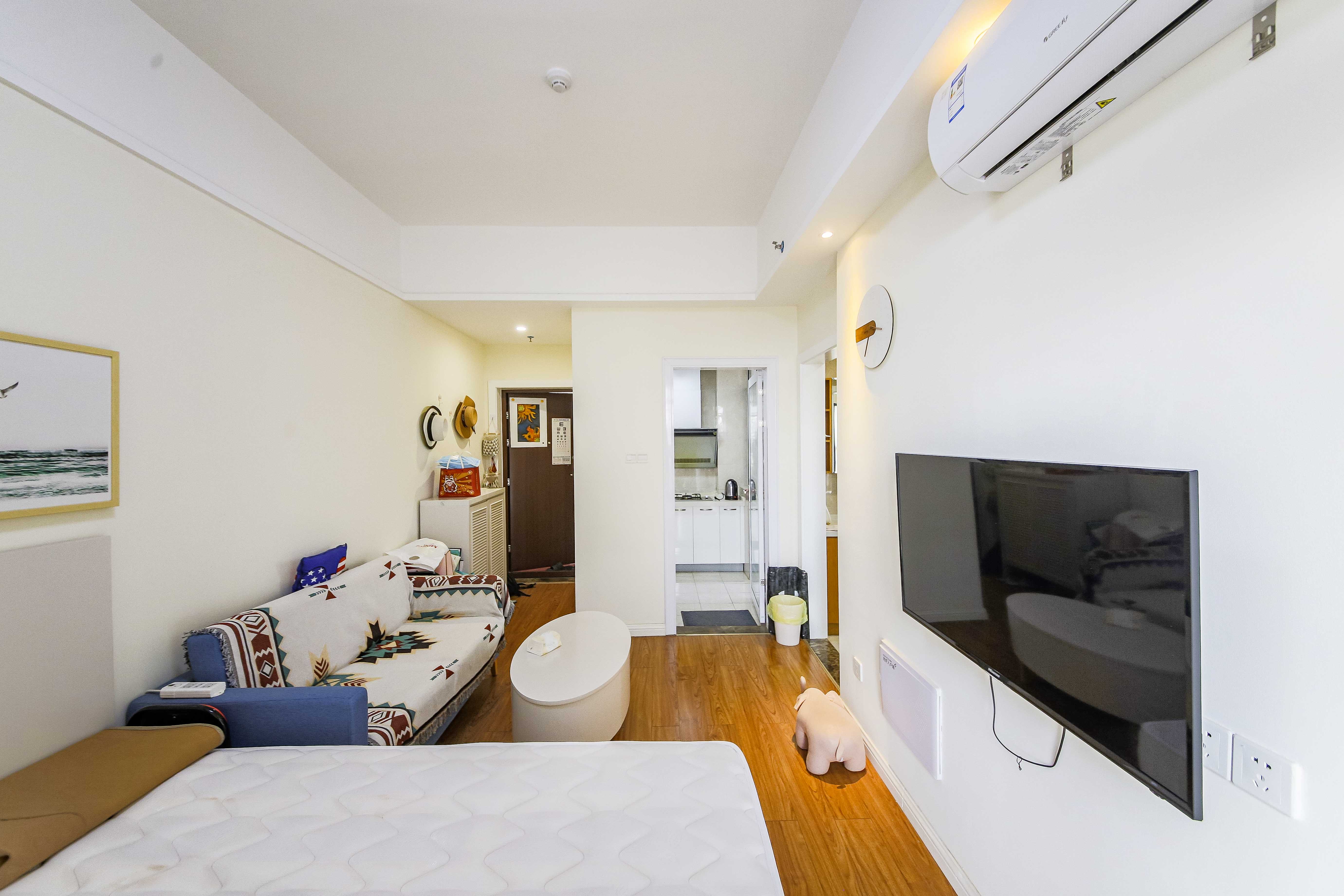 中建信和城  1室1厅1卫    58.0万 中建信和城  1室1厅1卫    58.0万客厅