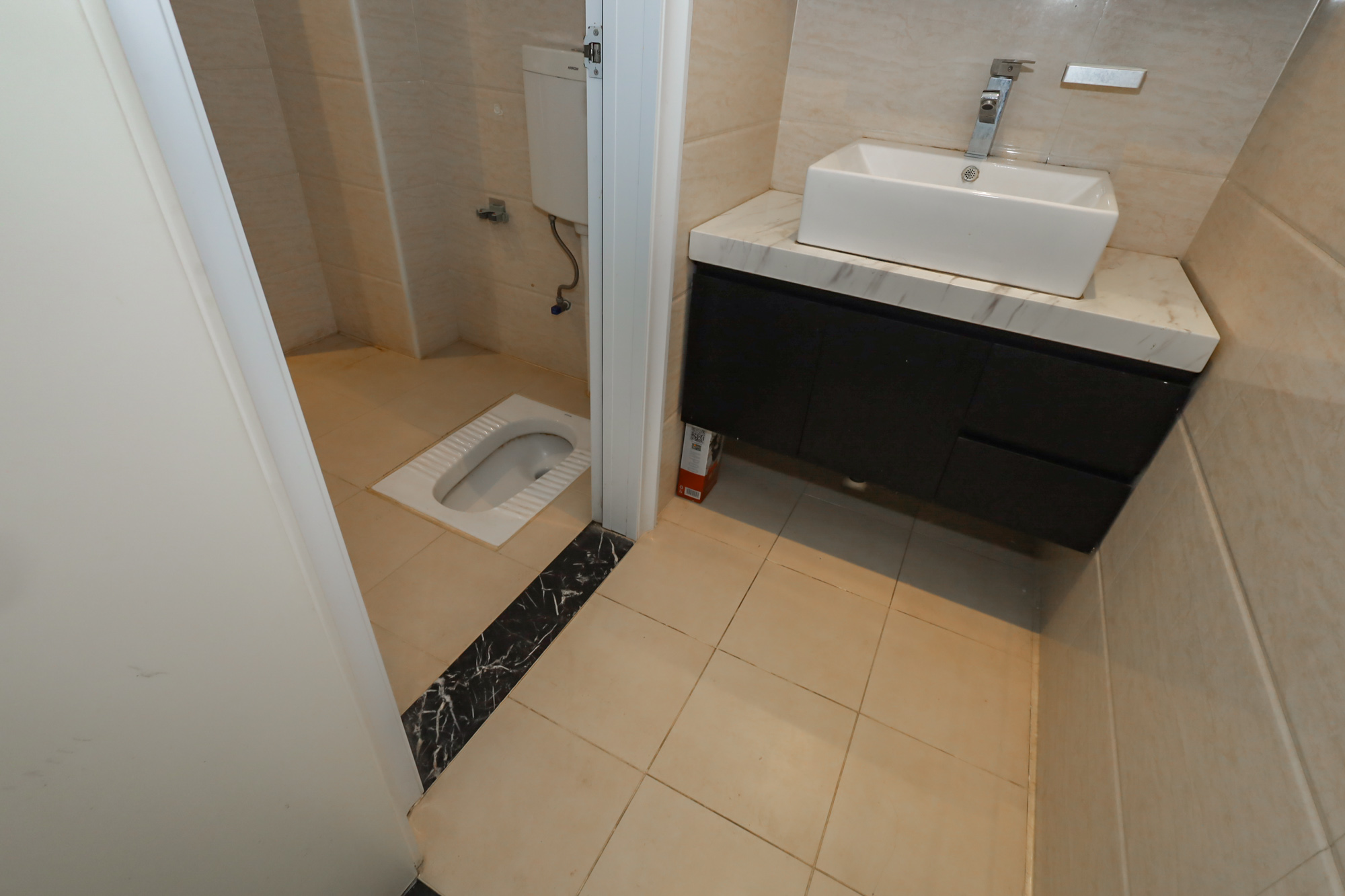 保利西海岸A区 4室2厅2卫 268.0万 保利西海岸A区 4室2厅2卫 268.0万卫生间