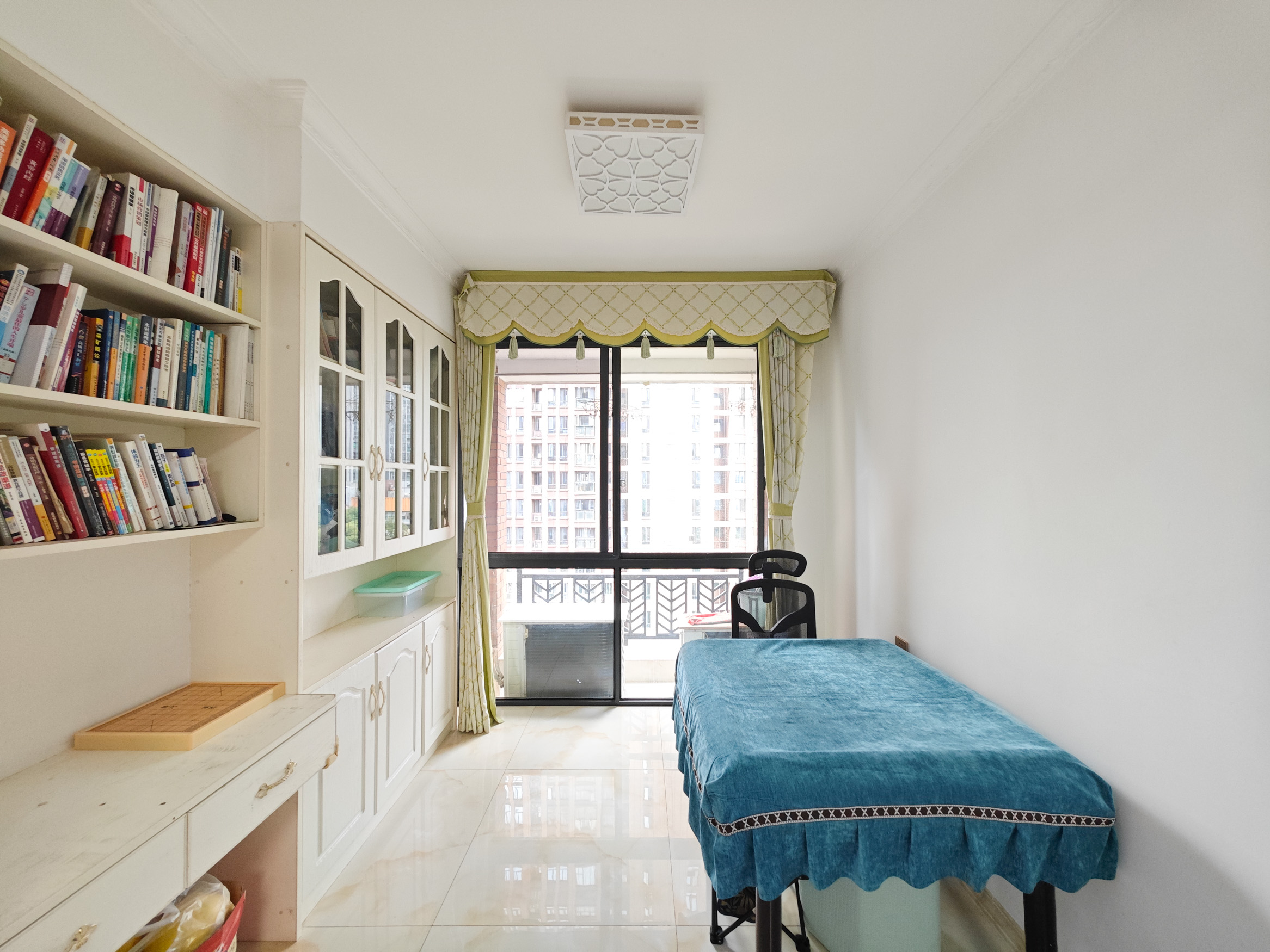 清溪川九号  3室2厅1卫    96.0万 清溪川九号  3室2厅1卫    96.0万客厅