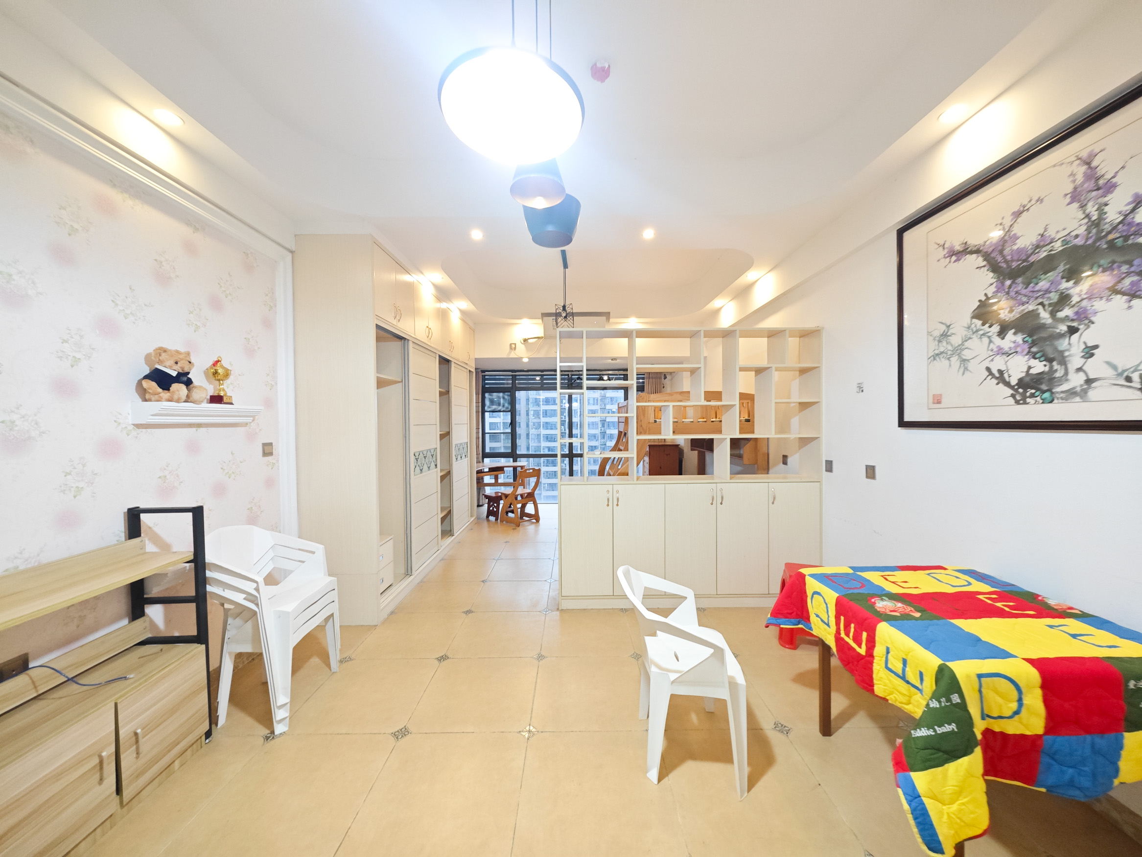 潇湘名城(新里程潇湘名城)  1室1厅1卫    49.0万 潇湘名城(新里程潇湘名城)  1室1厅1卫    49.0万客厅