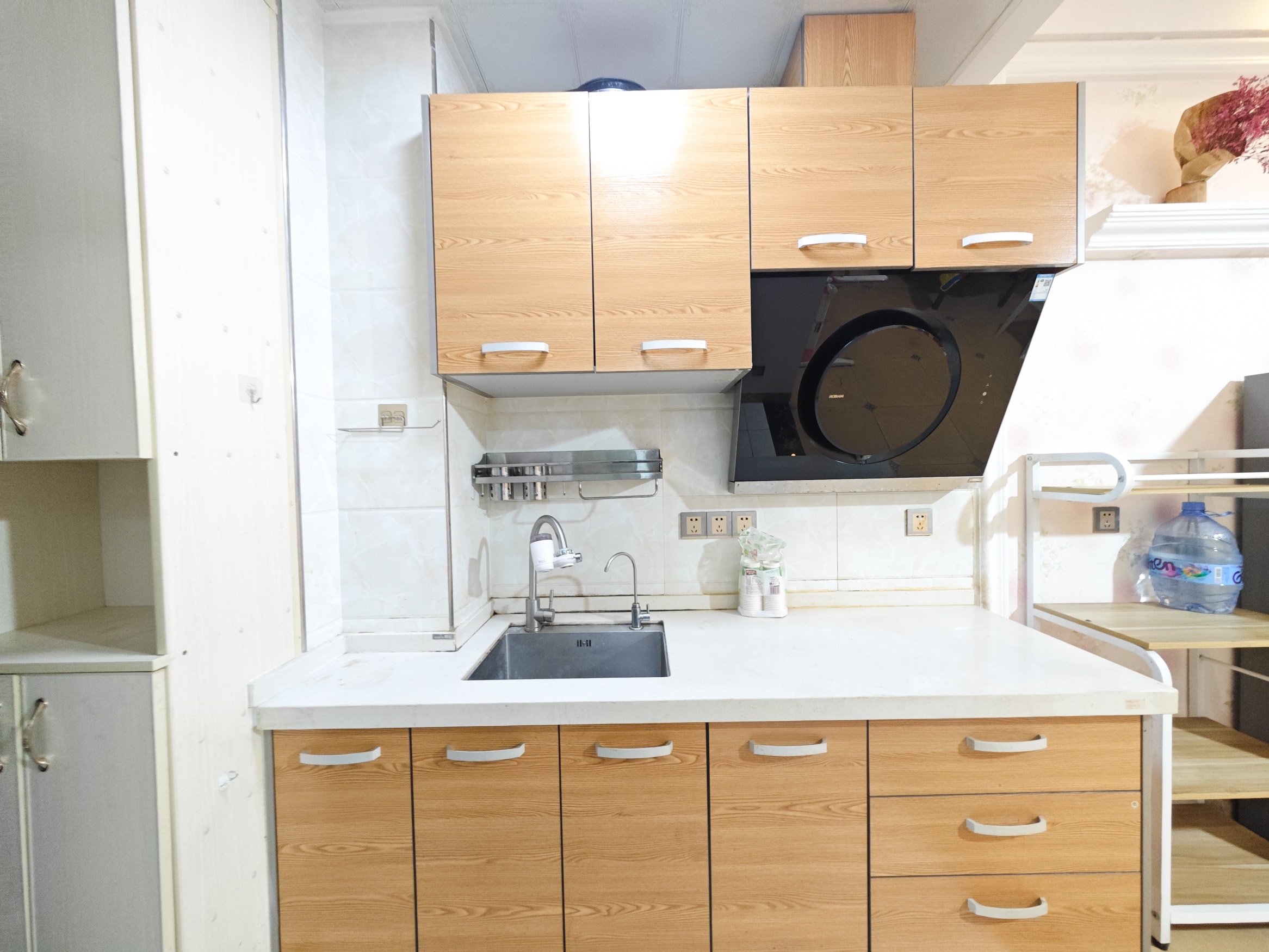 潇湘名城(新里程潇湘名城)  1室1厅1卫    49.0万 潇湘名城(新里程潇湘名城)  1室1厅1卫    49.0万厨房