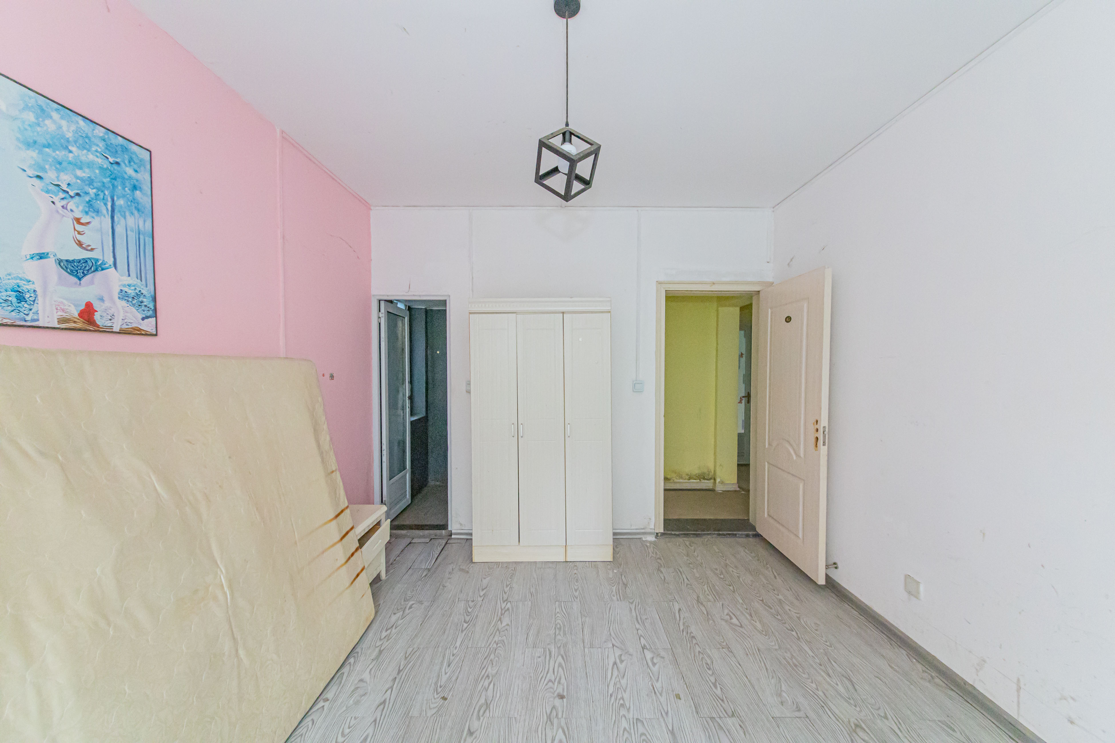 金房奥斯卡 4室2厅1卫 95.0万 金房奥斯卡 4室2厅1卫 95.0万客厅