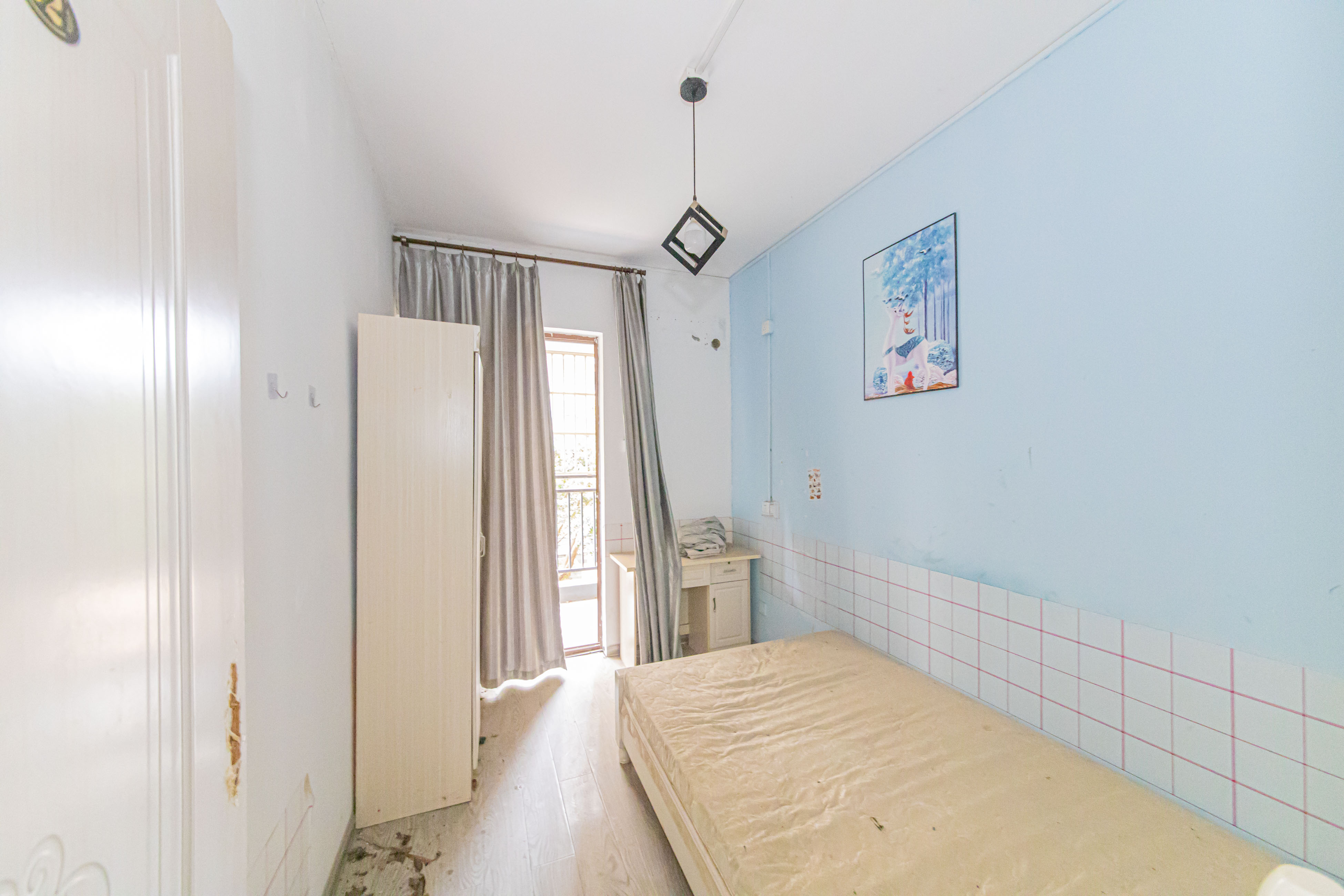 金房奥斯卡 4室2厅1卫 95.0万 金房奥斯卡 4室2厅1卫 95.0万卧室