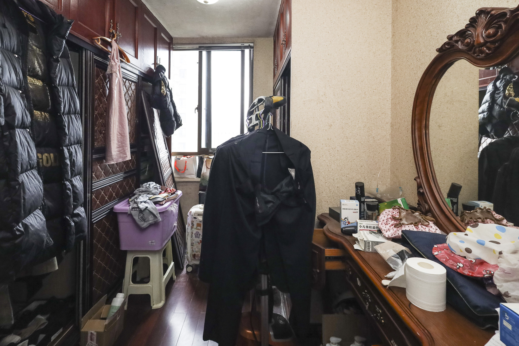 水映加州  3室2厅1卫    150.0万卧室