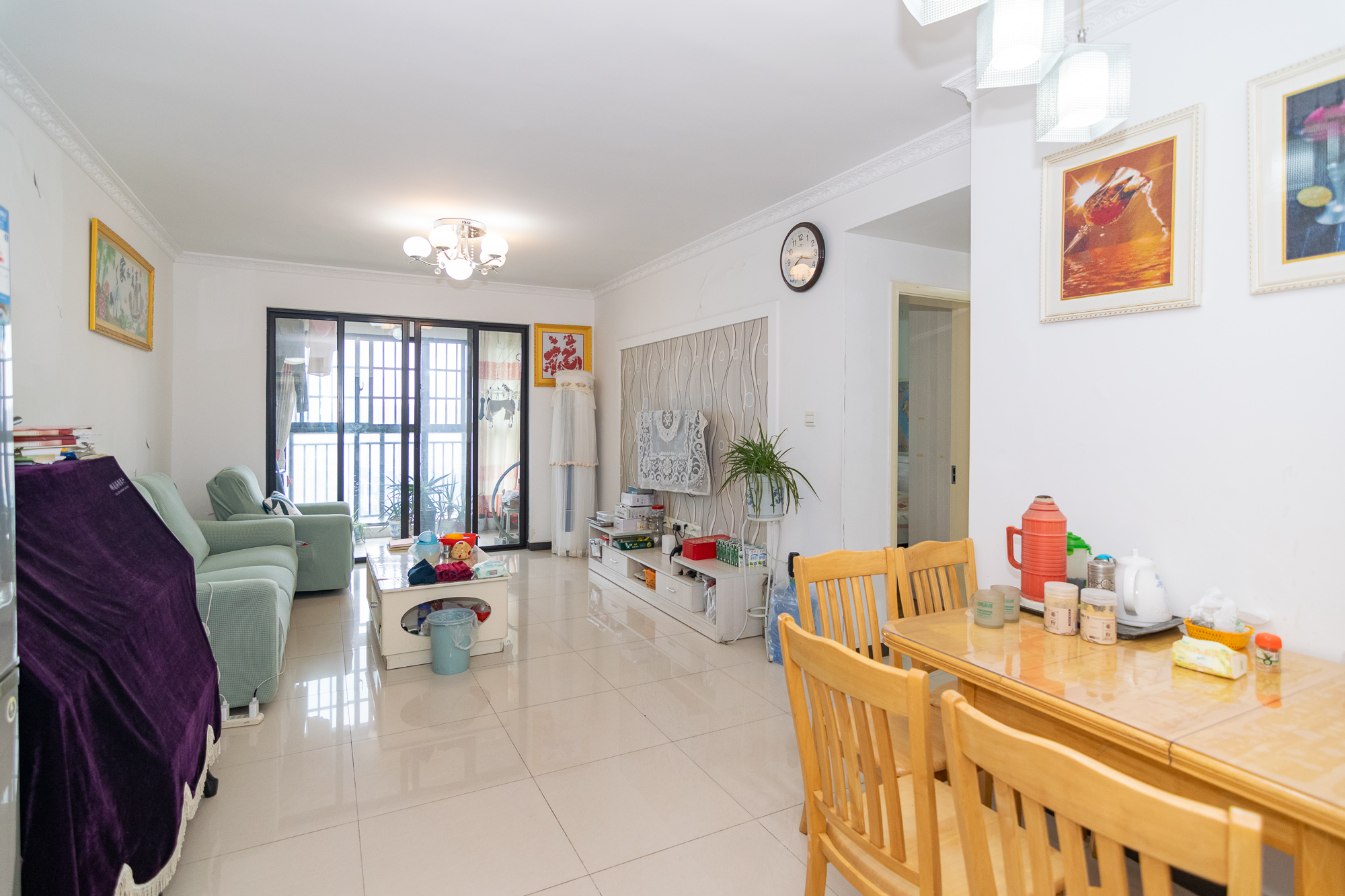 新城国际花都 3室2厅1卫 52.8万 新城国际花都 3室2厅1卫 52.8万客厅